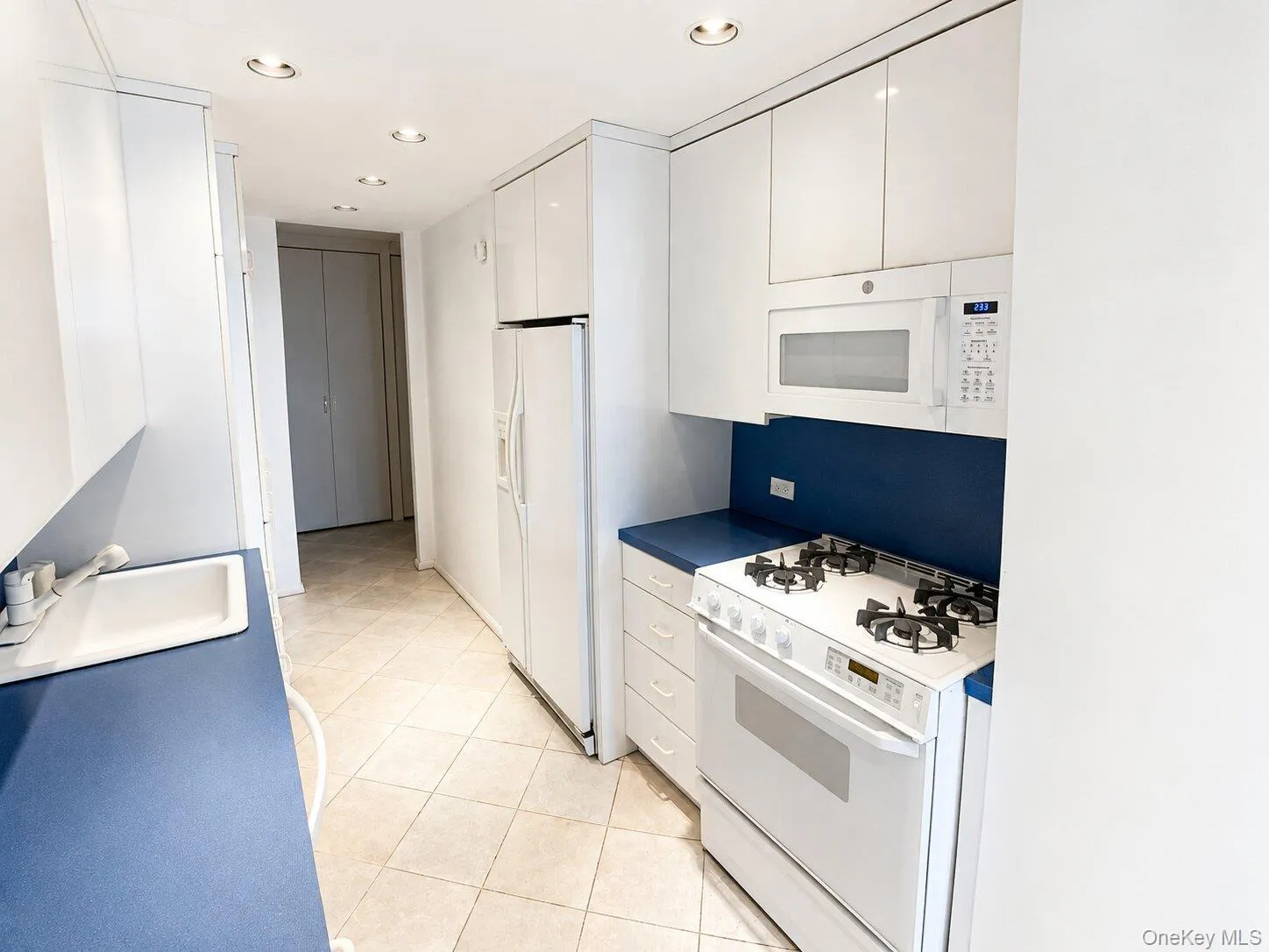27110 Grand Central Parkway, New York, NY, 2 Bedrooms Bedrooms, 5 Rooms Rooms,2 BathroomsBathrooms,Residential,For Rent,Grand Central,0,1036845 27110 Grand Central Parkway, New York, NY, 2 Bedrooms Bedrooms, 5 Rooms Rooms,2 BathroomsBathrooms,Residential,For Rent,Grand Central,0,1036845