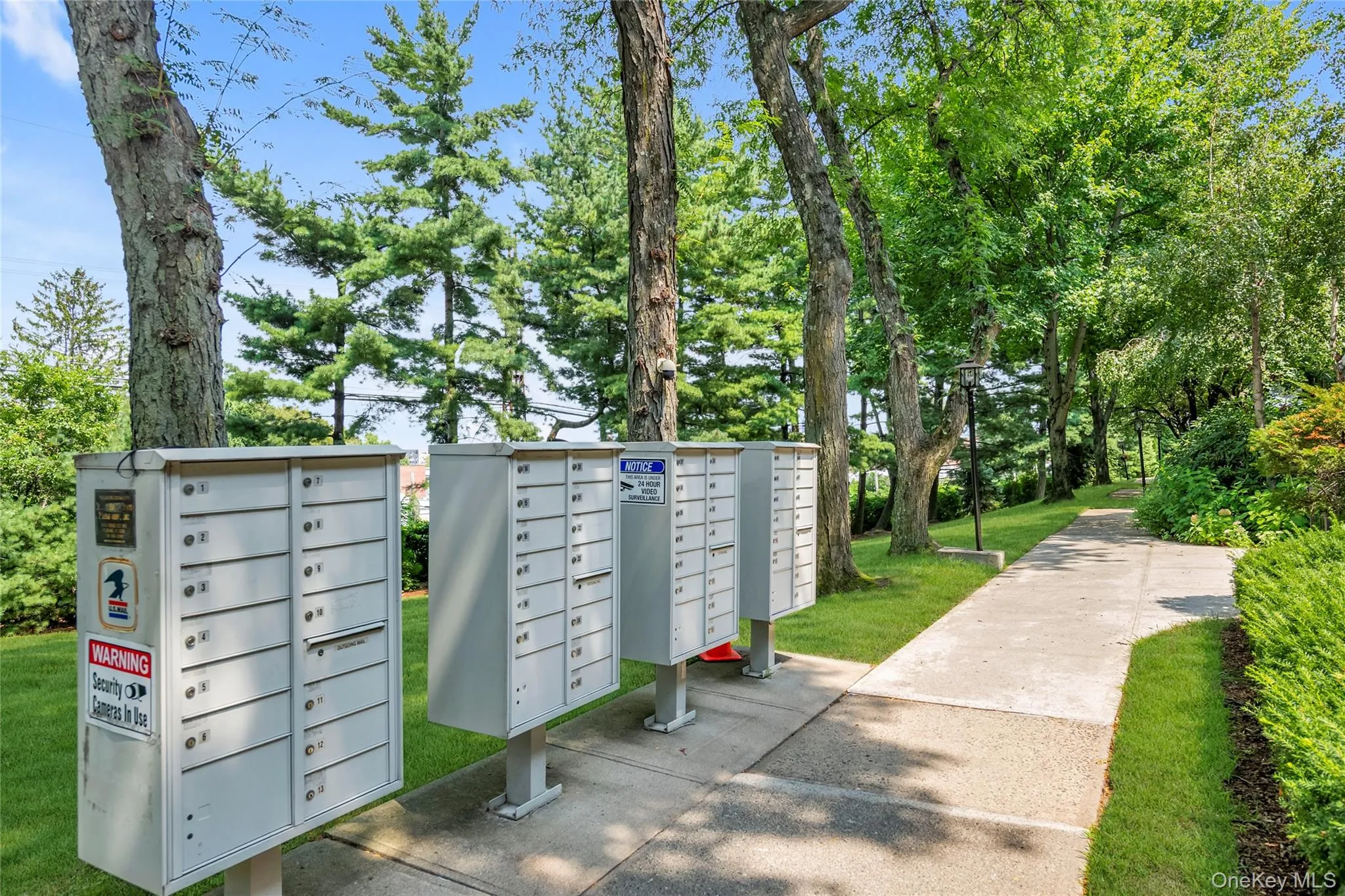 Mailboxes Mailboxes