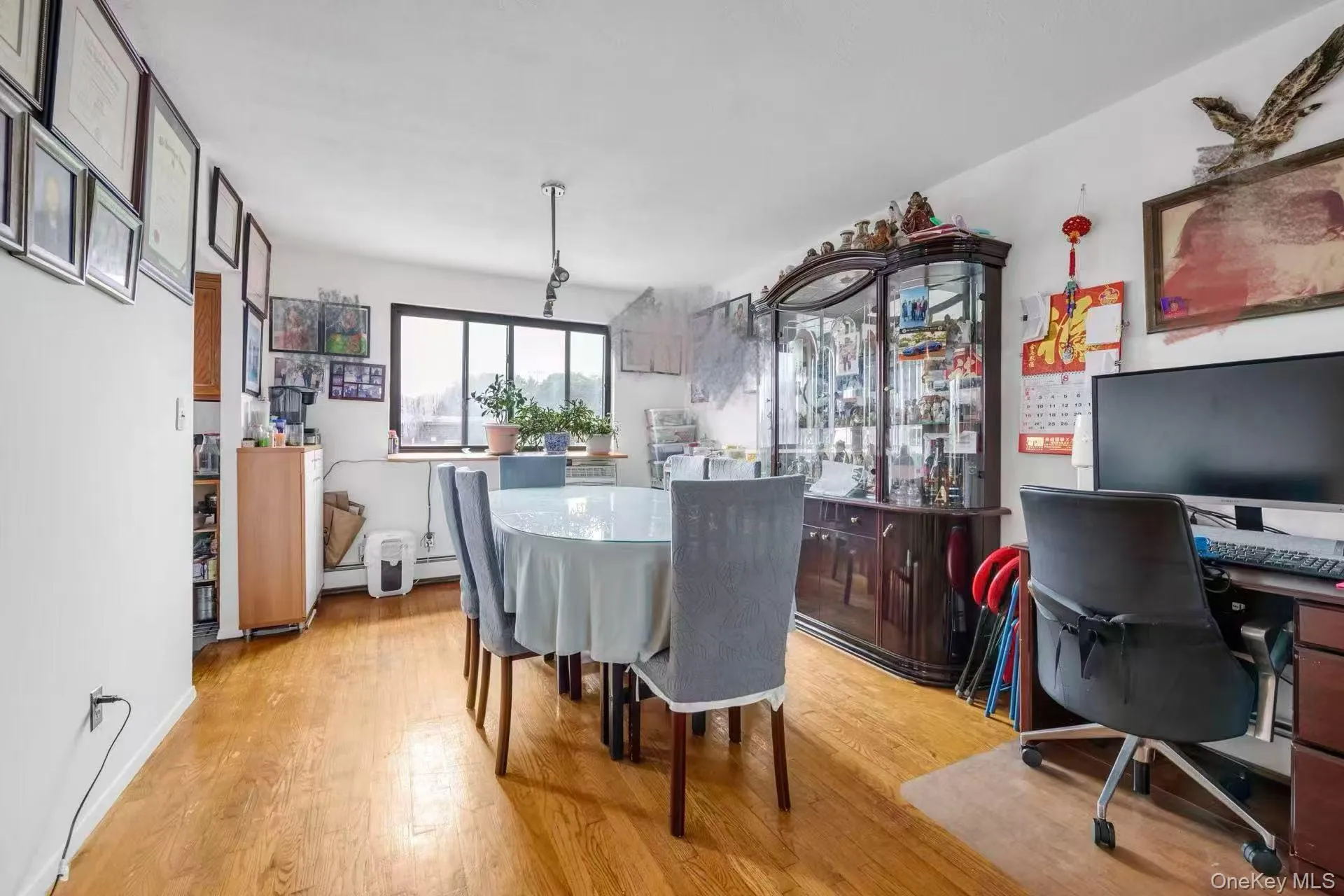 74-49 Calamus Avenue, New York, NY, 3 Bedrooms Bedrooms, 6 Rooms Rooms,1 BathroomBathrooms,Residential,For Rent,Calamus,0,1036853 74-49 Calamus Avenue, New York, NY, 3 Bedrooms Bedrooms, 6 Rooms Rooms,1 BathroomBathrooms,Residential,For Rent,Calamus,0,1036853