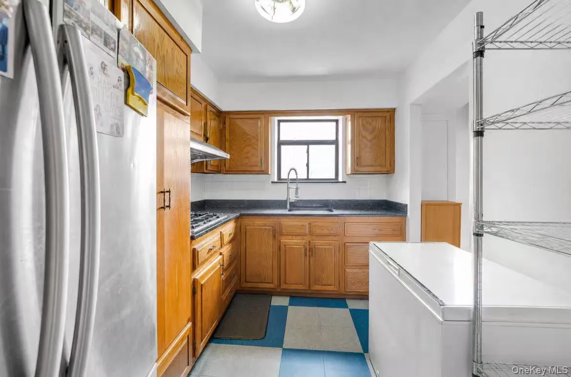 74-49 Calamus Avenue, New York, NY, 3 Bedrooms Bedrooms, 6 Rooms Rooms,1 BathroomBathrooms,Residential,For Rent,Calamus,0,1036853 74-49 Calamus Avenue, New York, NY, 3 Bedrooms Bedrooms, 6 Rooms Rooms,1 BathroomBathrooms,Residential,For Rent,Calamus,0,1036853