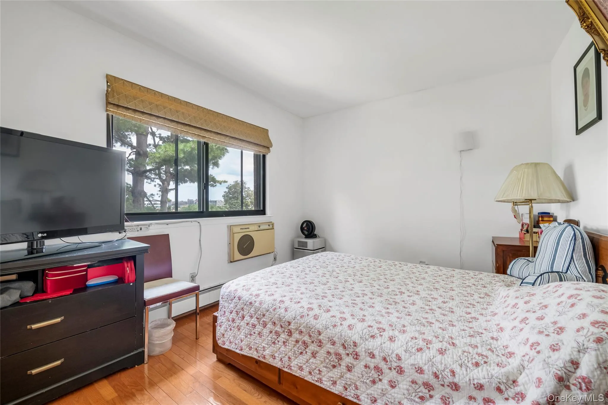 74-49 Calamus Avenue, New York, NY, 3 Bedrooms Bedrooms, 6 Rooms Rooms,1 BathroomBathrooms,Residential,For Rent,Calamus,0,1036853 74-49 Calamus Avenue, New York, NY, 3 Bedrooms Bedrooms, 6 Rooms Rooms,1 BathroomBathrooms,Residential,For Rent,Calamus,0,1036853
