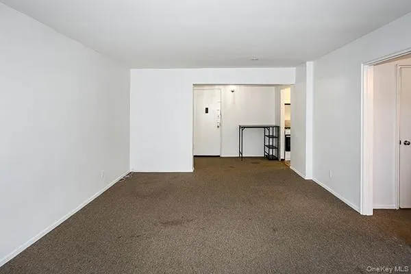 120 Horton Highway, North Hempstead, NY, 3 Rooms Rooms,1 BathroomBathrooms,Residential,For Rent,Horton,0,1036854 120 Horton Highway, North Hempstead, NY, 3 Rooms Rooms,1 BathroomBathrooms,Residential,For Rent,Horton,0,1036854