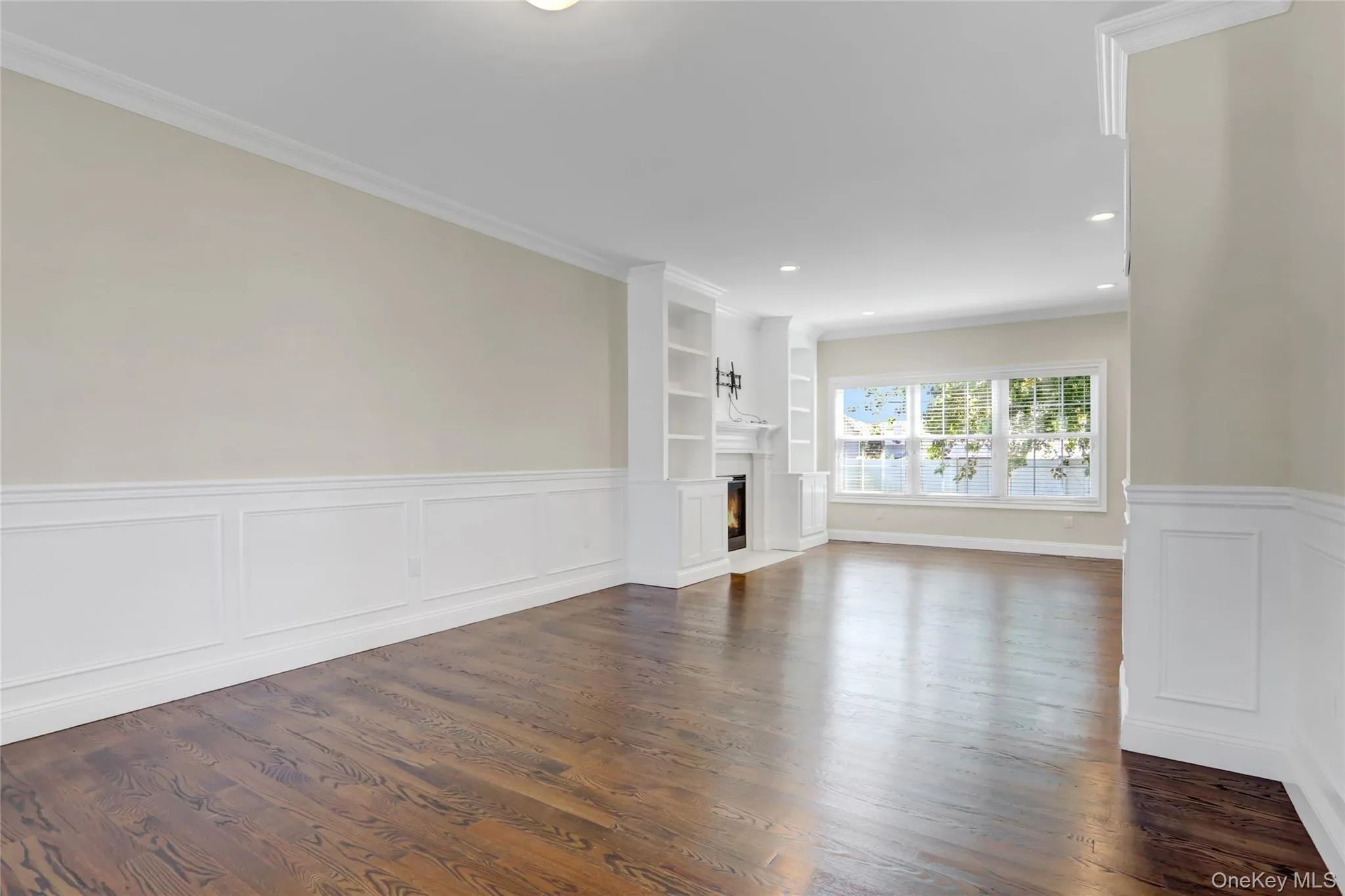 11 Lillian Lane, Oyster Bay, NY, 5 Bedrooms Bedrooms, 9 Rooms Rooms,4 BathroomsBathrooms,Residential Lease,For Rent,Lillian,0,1036860 11 Lillian Lane, Oyster Bay, NY, 5 Bedrooms Bedrooms, 9 Rooms Rooms,4 BathroomsBathrooms,Residential Lease,For Rent,Lillian,0,1036860