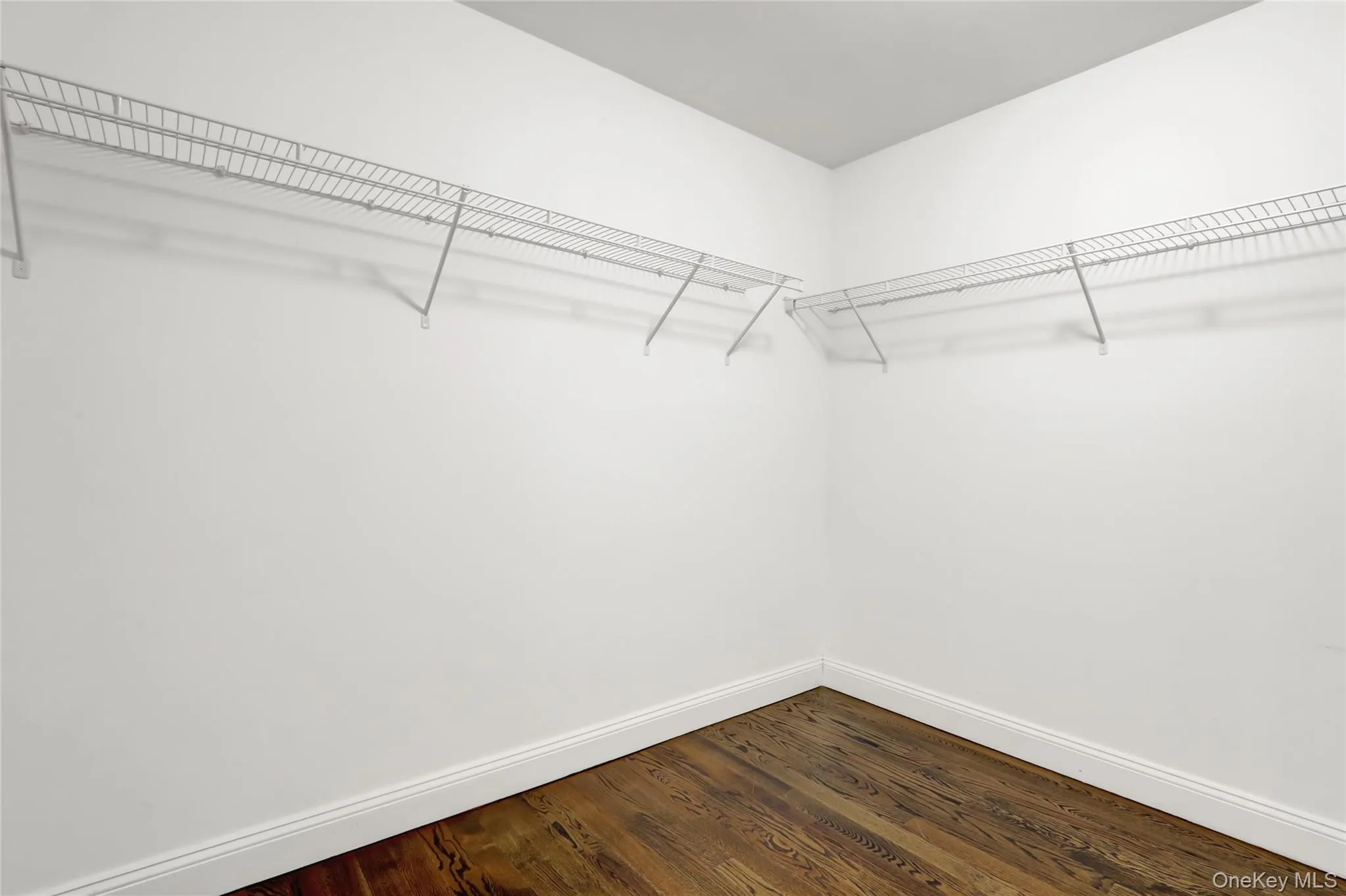 11 Lillian Lane, Oyster Bay, NY, 5 Bedrooms Bedrooms, 9 Rooms Rooms,4 BathroomsBathrooms,Residential Lease,For Rent,Lillian,0,1036860 11 Lillian Lane, Oyster Bay, NY, 5 Bedrooms Bedrooms, 9 Rooms Rooms,4 BathroomsBathrooms,Residential Lease,For Rent,Lillian,0,1036860