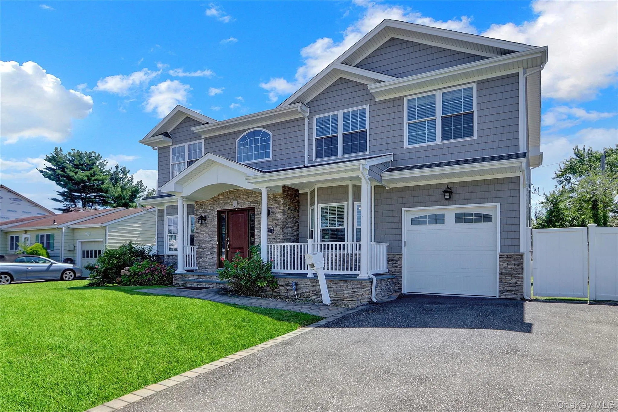 11 Lillian Lane, Oyster Bay, NY, 5 Bedrooms Bedrooms, 9 Rooms Rooms,4 BathroomsBathrooms,Residential Lease,For Rent,Lillian,0,1036860 11 Lillian Lane, Oyster Bay, NY, 5 Bedrooms Bedrooms, 9 Rooms Rooms,4 BathroomsBathrooms,Residential Lease,For Rent,Lillian,0,1036860