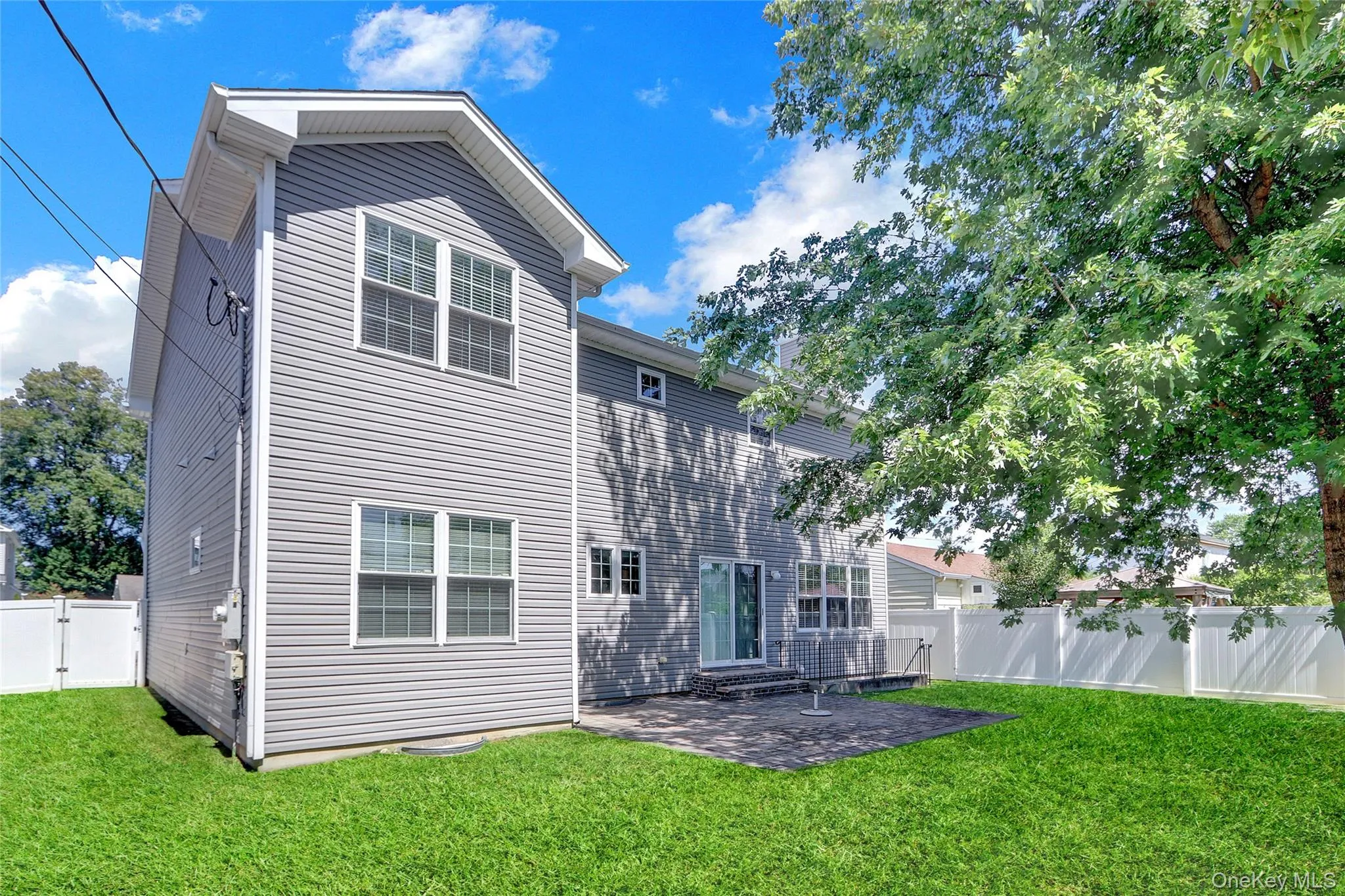 11 Lillian Lane, Oyster Bay, NY, 5 Bedrooms Bedrooms, 9 Rooms Rooms,4 BathroomsBathrooms,Residential Lease,For Rent,Lillian,0,1036860 11 Lillian Lane, Oyster Bay, NY, 5 Bedrooms Bedrooms, 9 Rooms Rooms,4 BathroomsBathrooms,Residential Lease,For Rent,Lillian,0,1036860