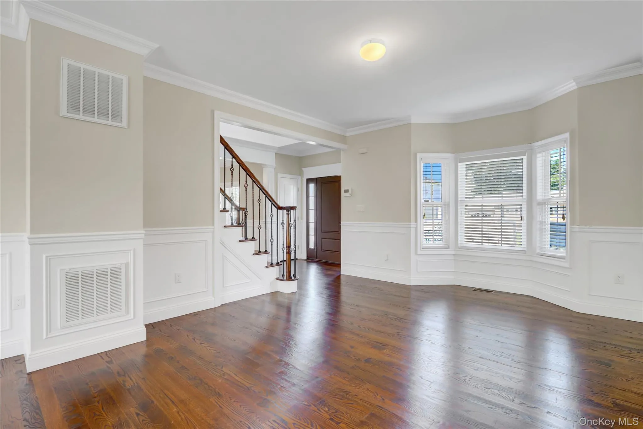 11 Lillian Lane, Oyster Bay, NY, 5 Bedrooms Bedrooms, 9 Rooms Rooms,4 BathroomsBathrooms,Residential Lease,For Rent,Lillian,0,1036860 11 Lillian Lane, Oyster Bay, NY, 5 Bedrooms Bedrooms, 9 Rooms Rooms,4 BathroomsBathrooms,Residential Lease,For Rent,Lillian,0,1036860