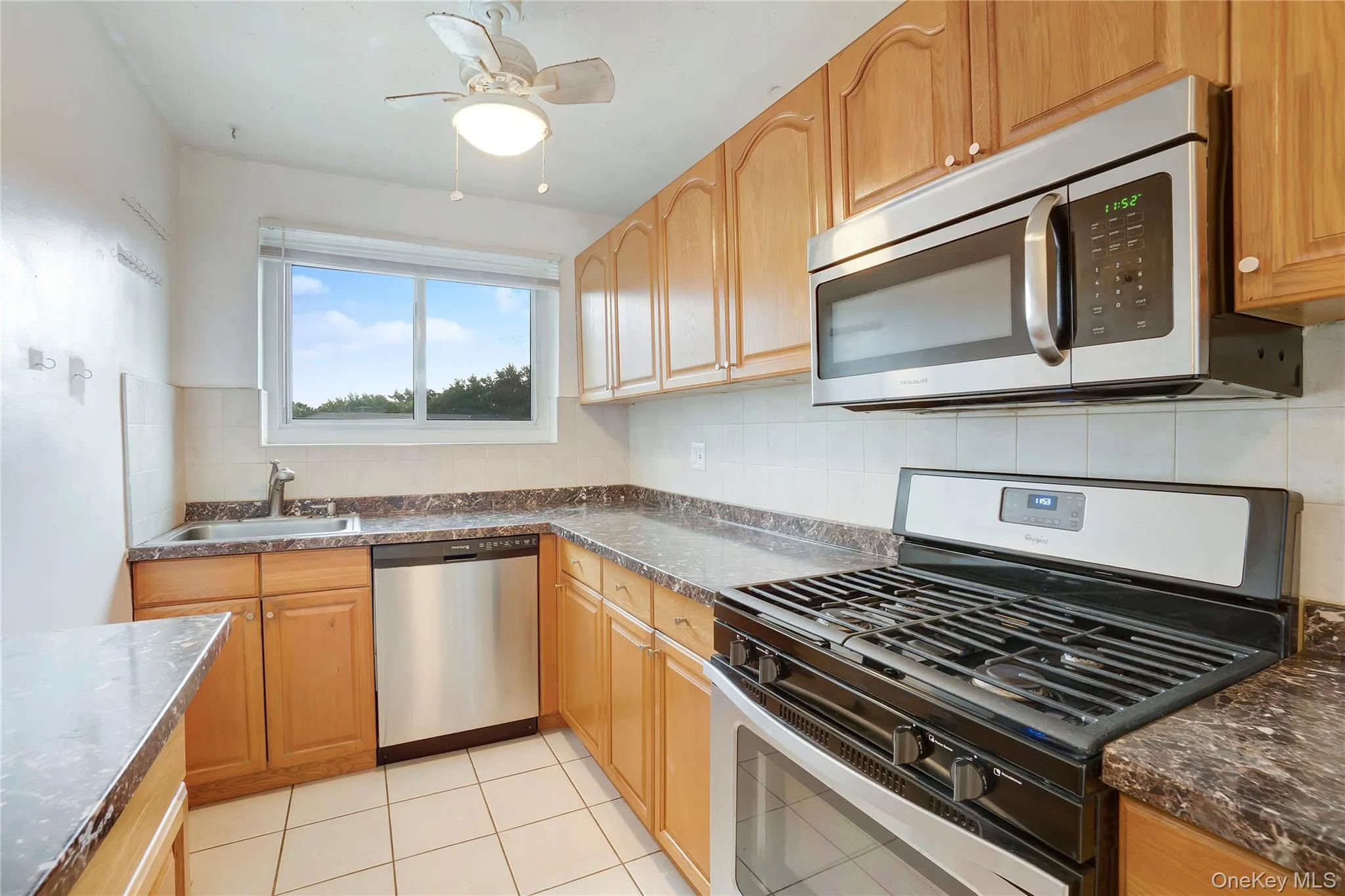 111-09 66th Avenue, New York, NY, 1 Bedroom Bedrooms, 3 Rooms Rooms,1 BathroomBathrooms,Residential,For Rent,66th,0,1036861 111-09 66th Avenue, New York, NY, 1 Bedroom Bedrooms, 3 Rooms Rooms,1 BathroomBathrooms,Residential,For Rent,66th,0,1036861