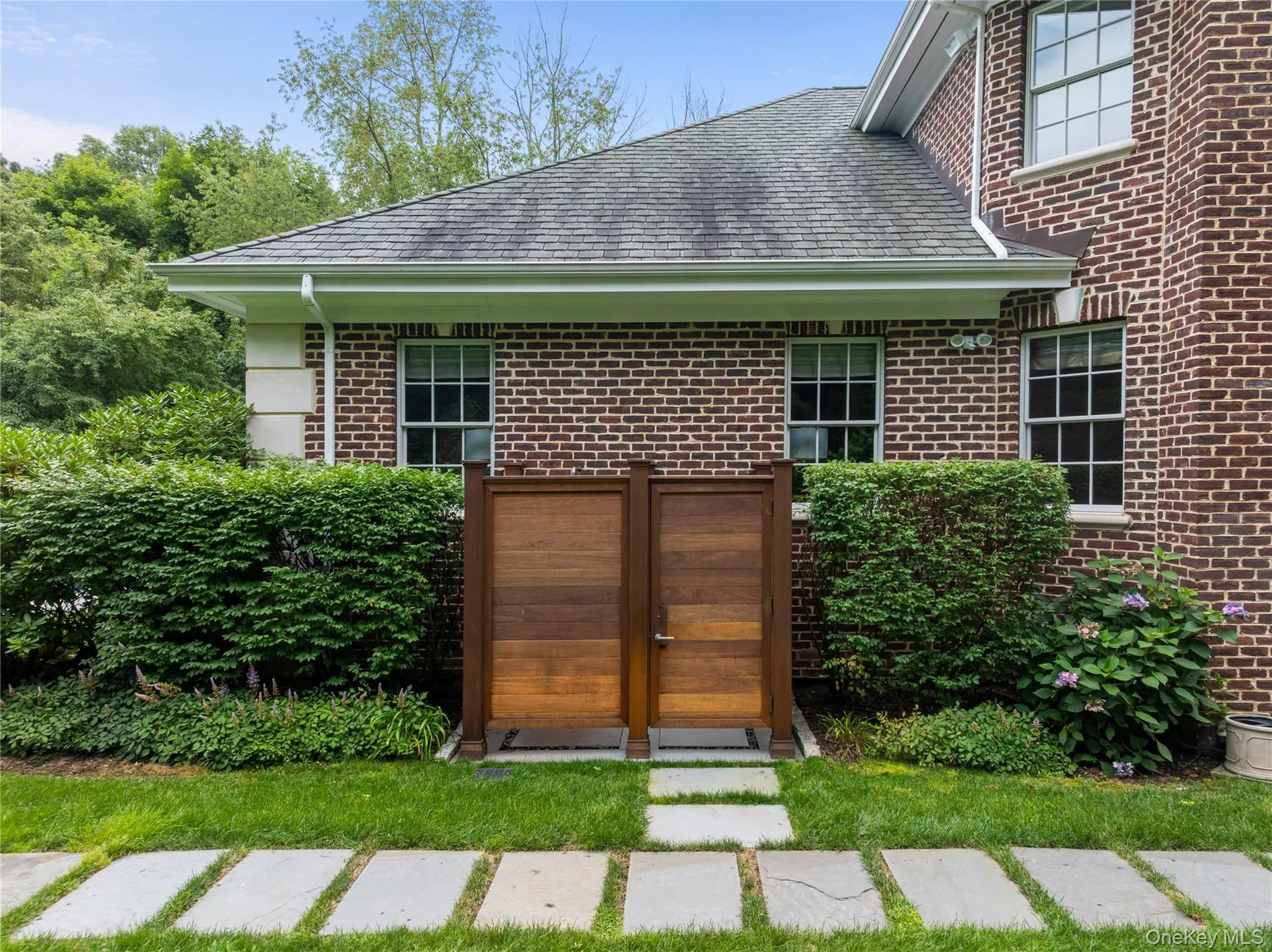 898 Chicken Valley Road, Oyster Bay, NY, 6 Bedrooms Bedrooms, 15 Rooms Rooms,4 BathroomsBathrooms,Residential,For Rent,Chicken Valley,0,1036864 898 Chicken Valley Road, Oyster Bay, NY, 6 Bedrooms Bedrooms, 15 Rooms Rooms,4 BathroomsBathrooms,Residential,For Rent,Chicken Valley,0,1036864