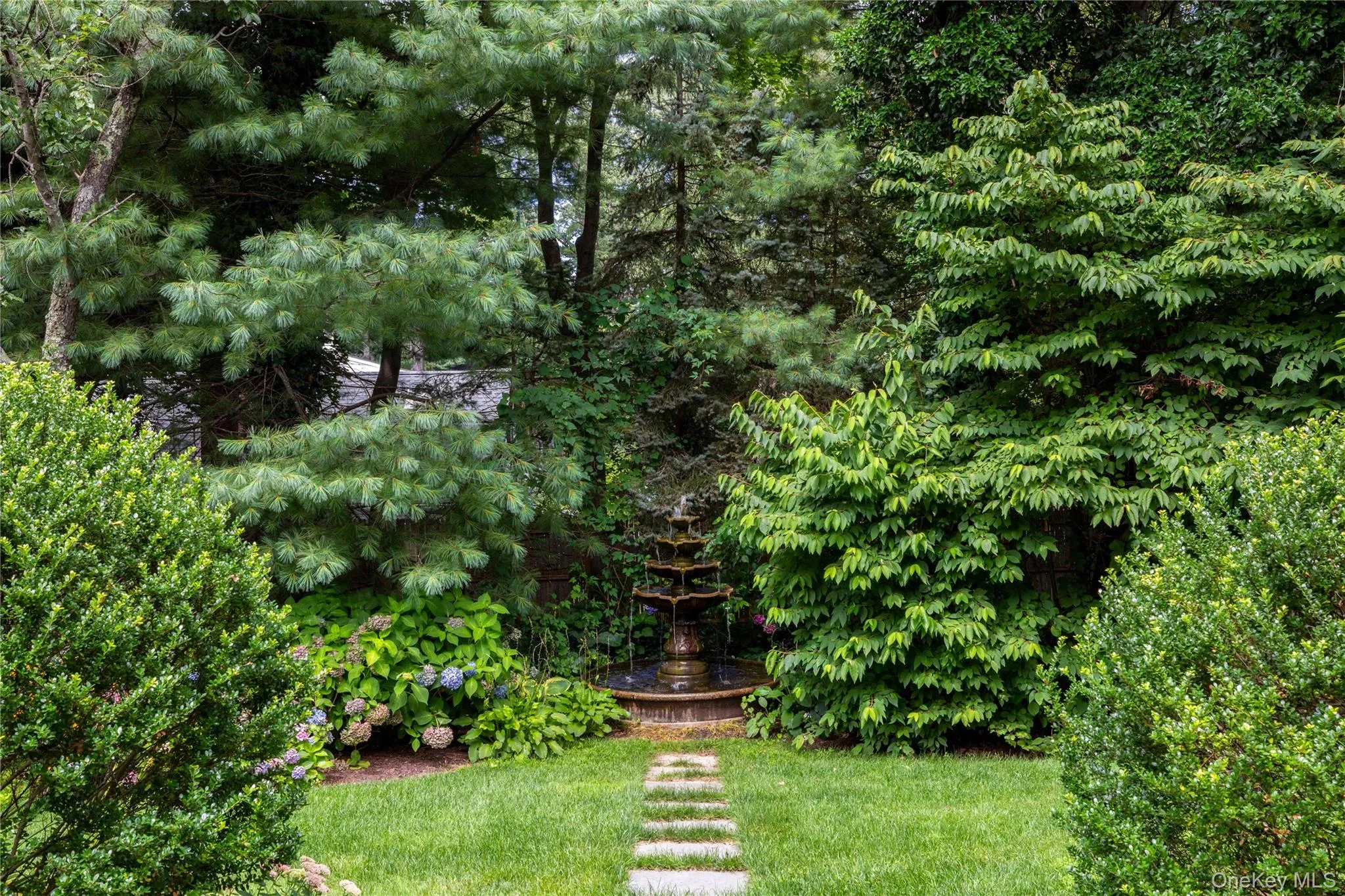 898 Chicken Valley Road, Oyster Bay, NY, 6 Bedrooms Bedrooms, 15 Rooms Rooms,4 BathroomsBathrooms,Residential,For Rent,Chicken Valley,0,1036864 898 Chicken Valley Road, Oyster Bay, NY, 6 Bedrooms Bedrooms, 15 Rooms Rooms,4 BathroomsBathrooms,Residential,For Rent,Chicken Valley,0,1036864