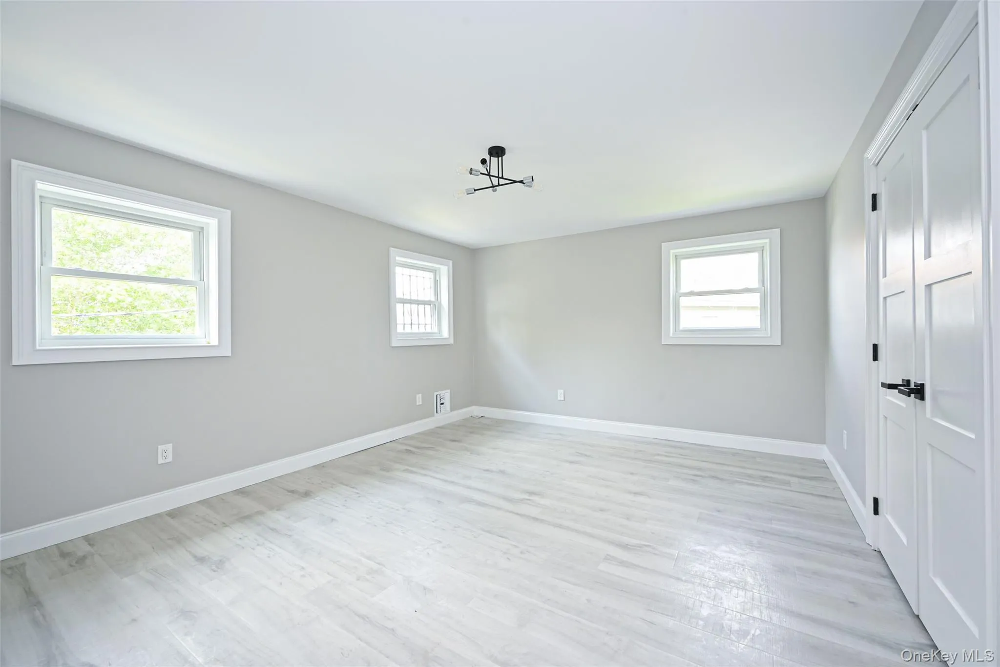 13-15 143rd Street, New York, NY, 3 Bedrooms Bedrooms, 11 Rooms Rooms,2 BathroomsBathrooms,Residential,For Rent,143rd,0,1036866 13-15 143rd Street, New York, NY, 3 Bedrooms Bedrooms, 11 Rooms Rooms,2 BathroomsBathrooms,Residential,For Rent,143rd,0,1036866