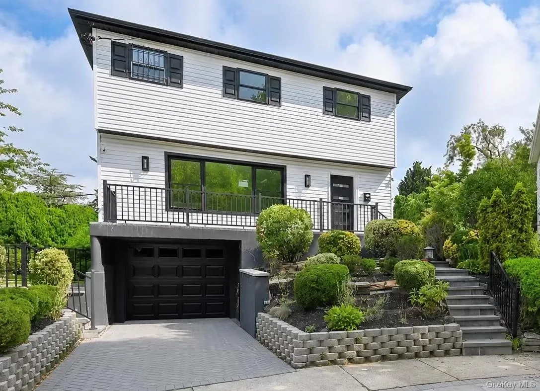 13-15 143rd Street, New York, NY, 3 Bedrooms Bedrooms, 11 Rooms Rooms,2 BathroomsBathrooms,Residential,For Rent,143rd,0,1036866 13-15 143rd Street, New York, NY, 3 Bedrooms Bedrooms, 11 Rooms Rooms,2 BathroomsBathrooms,Residential,For Rent,143rd,0,1036866