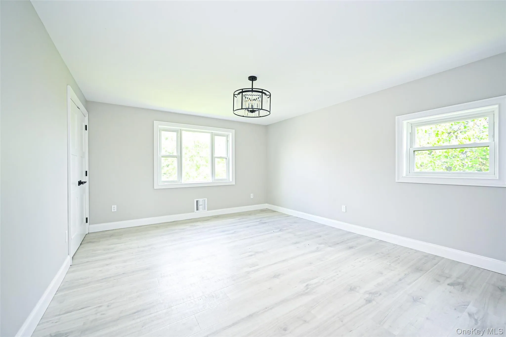 13-15 143rd Street, New York, NY, 3 Bedrooms Bedrooms, 11 Rooms Rooms,2 BathroomsBathrooms,Residential,For Rent,143rd,0,1036866 13-15 143rd Street, New York, NY, 3 Bedrooms Bedrooms, 11 Rooms Rooms,2 BathroomsBathrooms,Residential,For Rent,143rd,0,1036866