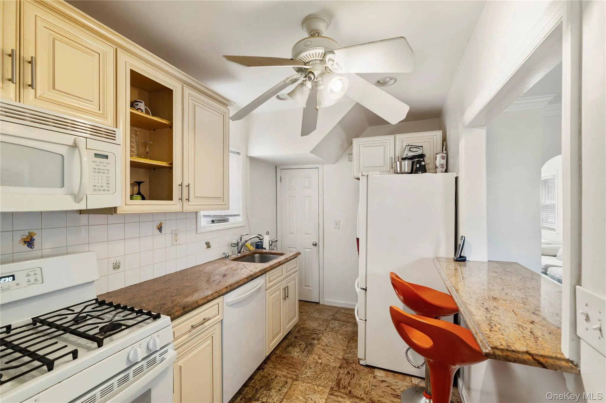 124-34 135th Place, New York, NY, 2 Bedrooms Bedrooms, 5 Rooms Rooms,2 BathroomsBathrooms,Residential,For Rent,135th,0,1036869 124-34 135th Place, New York, NY, 2 Bedrooms Bedrooms, 5 Rooms Rooms,2 BathroomsBathrooms,Residential,For Rent,135th,0,1036869