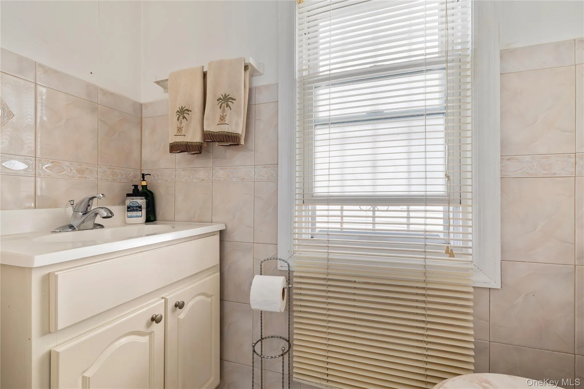 124-34 135th Place, New York, NY, 2 Bedrooms Bedrooms, 5 Rooms Rooms,2 BathroomsBathrooms,Residential,For Rent,135th,0,1036869 124-34 135th Place, New York, NY, 2 Bedrooms Bedrooms, 5 Rooms Rooms,2 BathroomsBathrooms,Residential,For Rent,135th,0,1036869