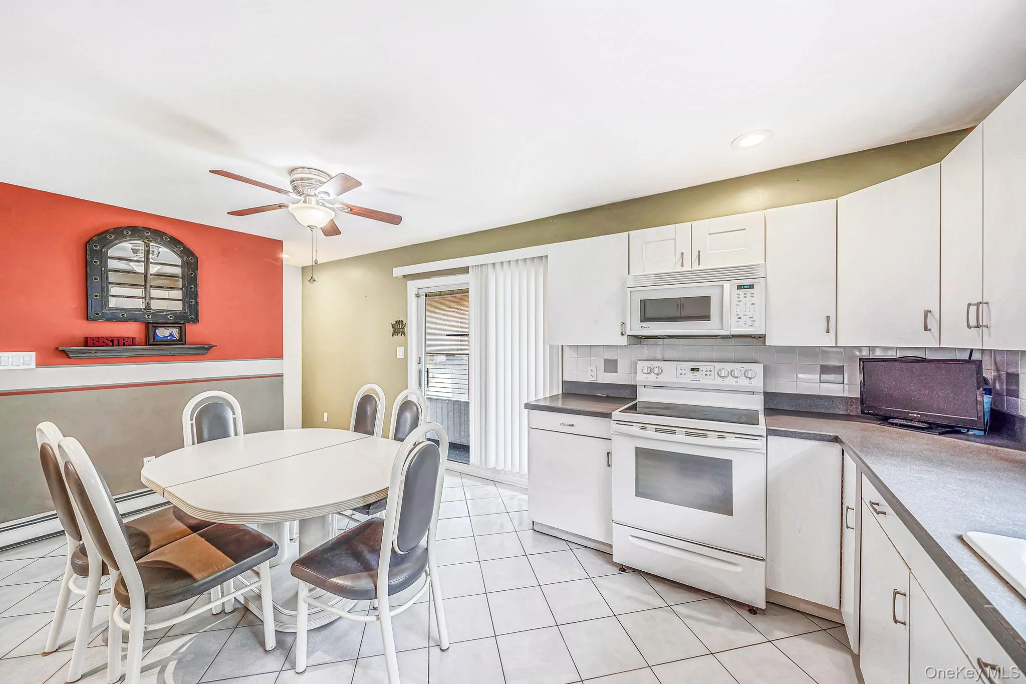 35 6th Street, Brookhaven, NY, 3 Bedrooms Bedrooms, 7 Rooms Rooms,1 BathroomBathrooms,Residential,For Rent,6th,0,1036873 35 6th Street, Brookhaven, NY, 3 Bedrooms Bedrooms, 7 Rooms Rooms,1 BathroomBathrooms,Residential,For Rent,6th,0,1036873
