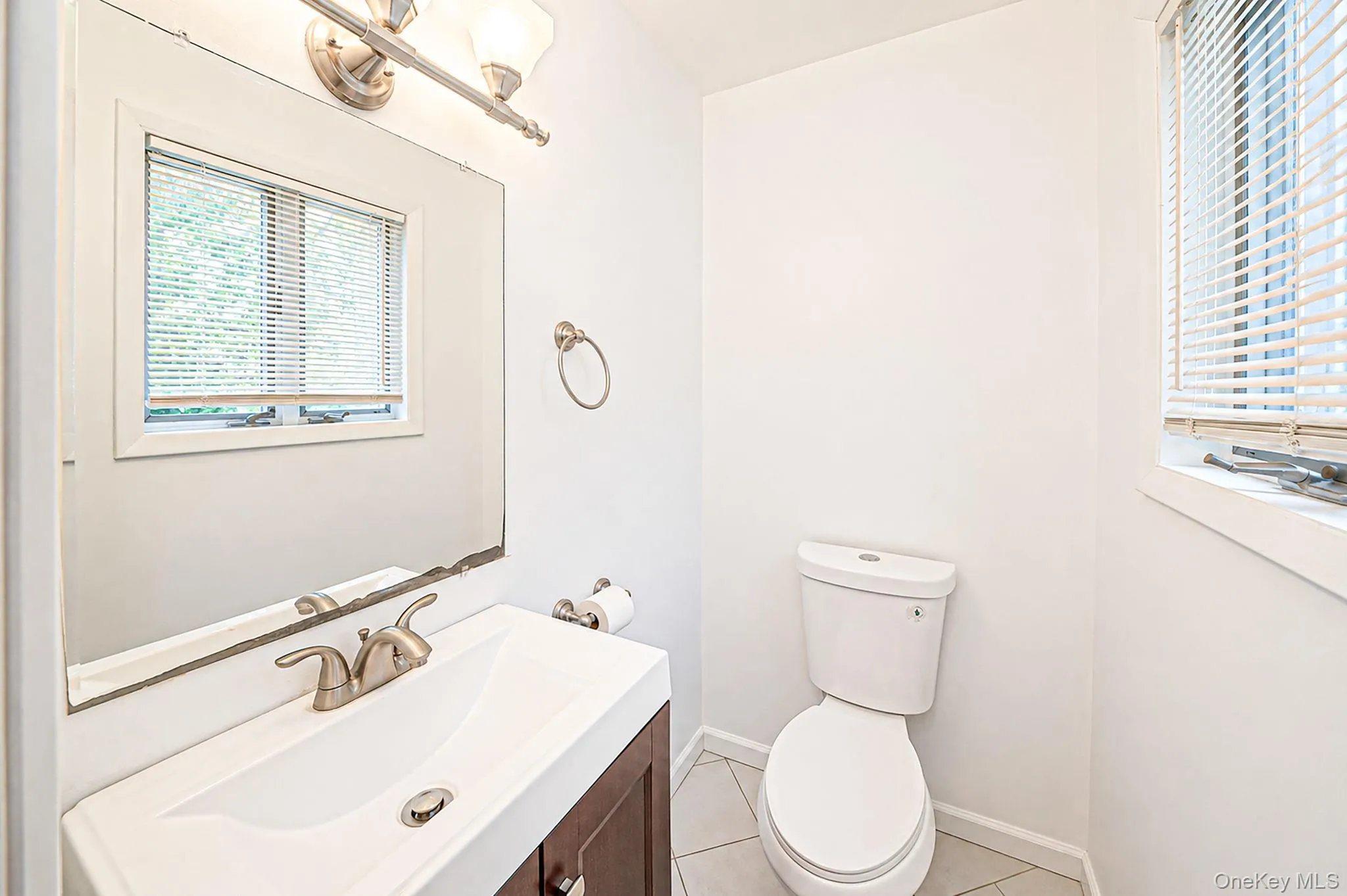 35 6th Street, Brookhaven, NY, 3 Bedrooms Bedrooms, 7 Rooms Rooms,1 BathroomBathrooms,Residential,For Rent,6th,0,1036873 35 6th Street, Brookhaven, NY, 3 Bedrooms Bedrooms, 7 Rooms Rooms,1 BathroomBathrooms,Residential,For Rent,6th,0,1036873