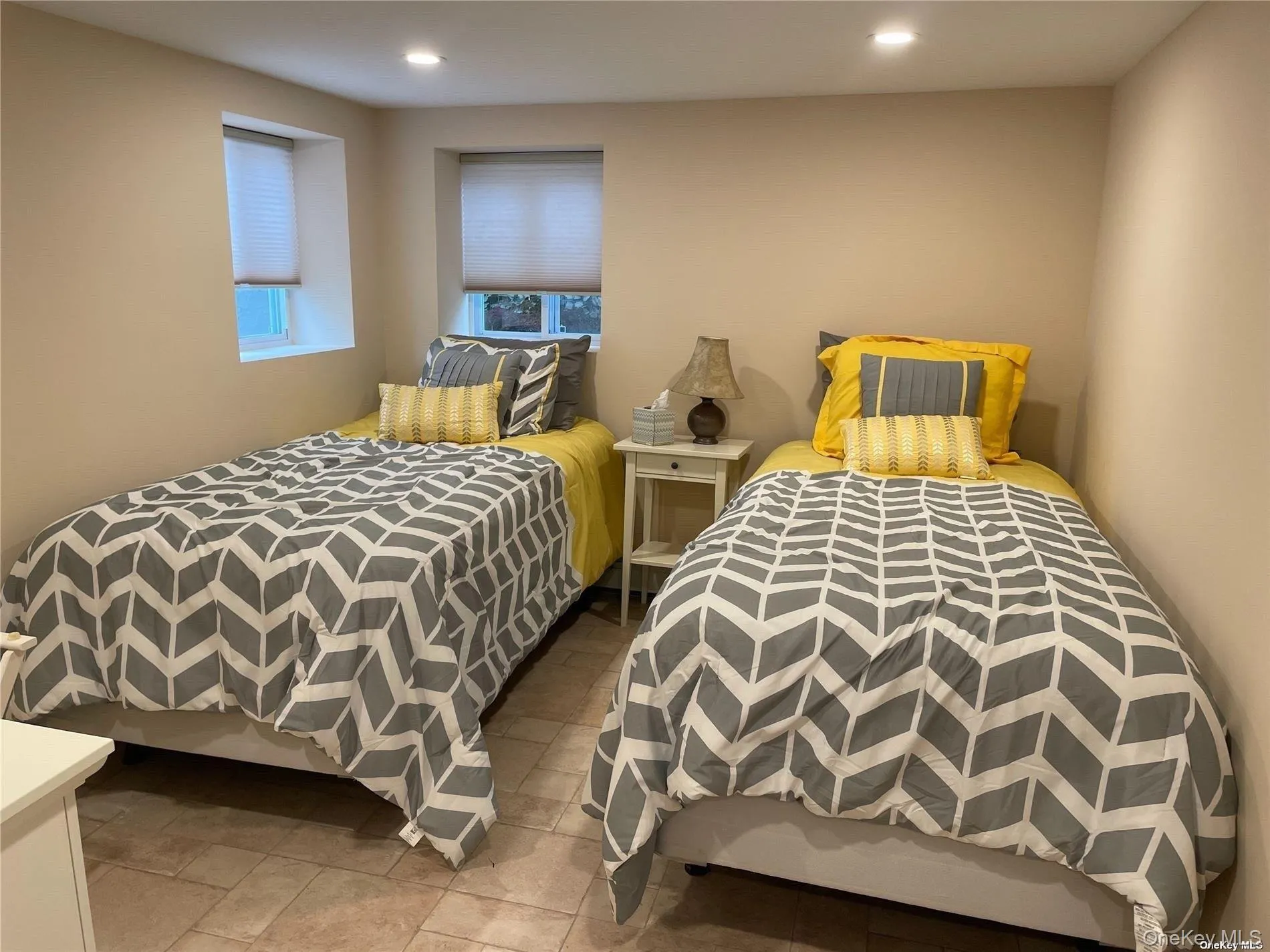 40 Malone Avenue, Long Beach, NY, 3 Bedrooms Bedrooms, 6 Rooms Rooms,2 BathroomsBathrooms,Residential Lease,For Rent,Malone,0,1036874 40 Malone Avenue, Long Beach, NY, 3 Bedrooms Bedrooms, 6 Rooms Rooms,2 BathroomsBathrooms,Residential Lease,For Rent,Malone,0,1036874
