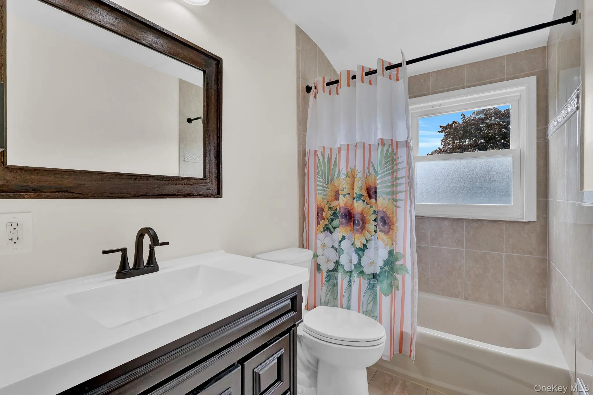 727 Peter Paul Drive, Islip, NY, 4 Bedrooms Bedrooms, 10 Rooms Rooms,2 BathroomsBathrooms,Residential,For Rent,Peter Paul,0,1036883 727 Peter Paul Drive, Islip, NY, 4 Bedrooms Bedrooms, 10 Rooms Rooms,2 BathroomsBathrooms,Residential,For Rent,Peter Paul,0,1036883