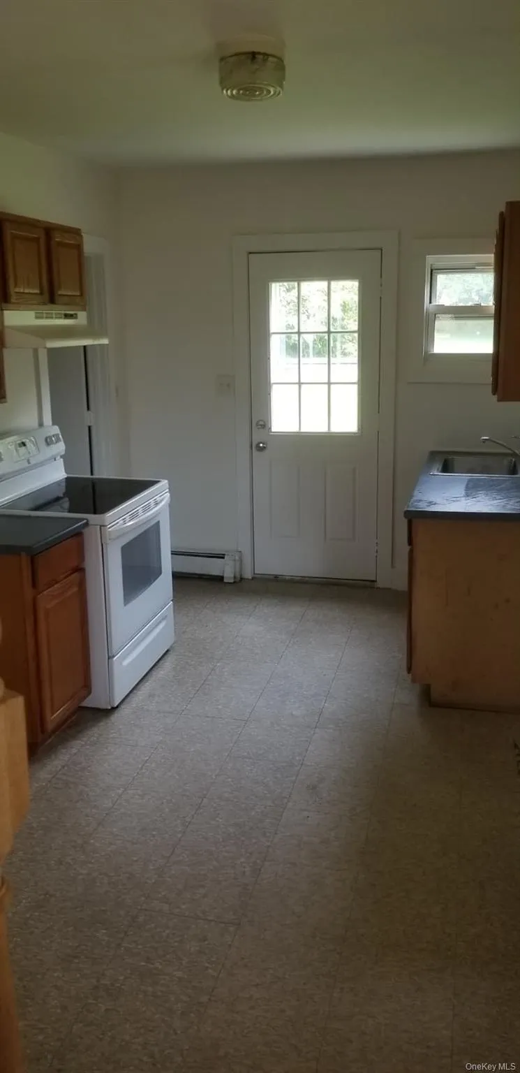 6 Broadhead Street, Wawarsing, NY, 4 Bedrooms Bedrooms, 9 Rooms Rooms,1 BathroomBathrooms,Residential Lease,For Rent,Broadhead,0,1036887 6 Broadhead Street, Wawarsing, NY, 4 Bedrooms Bedrooms, 9 Rooms Rooms,1 BathroomBathrooms,Residential Lease,For Rent,Broadhead,0,1036887