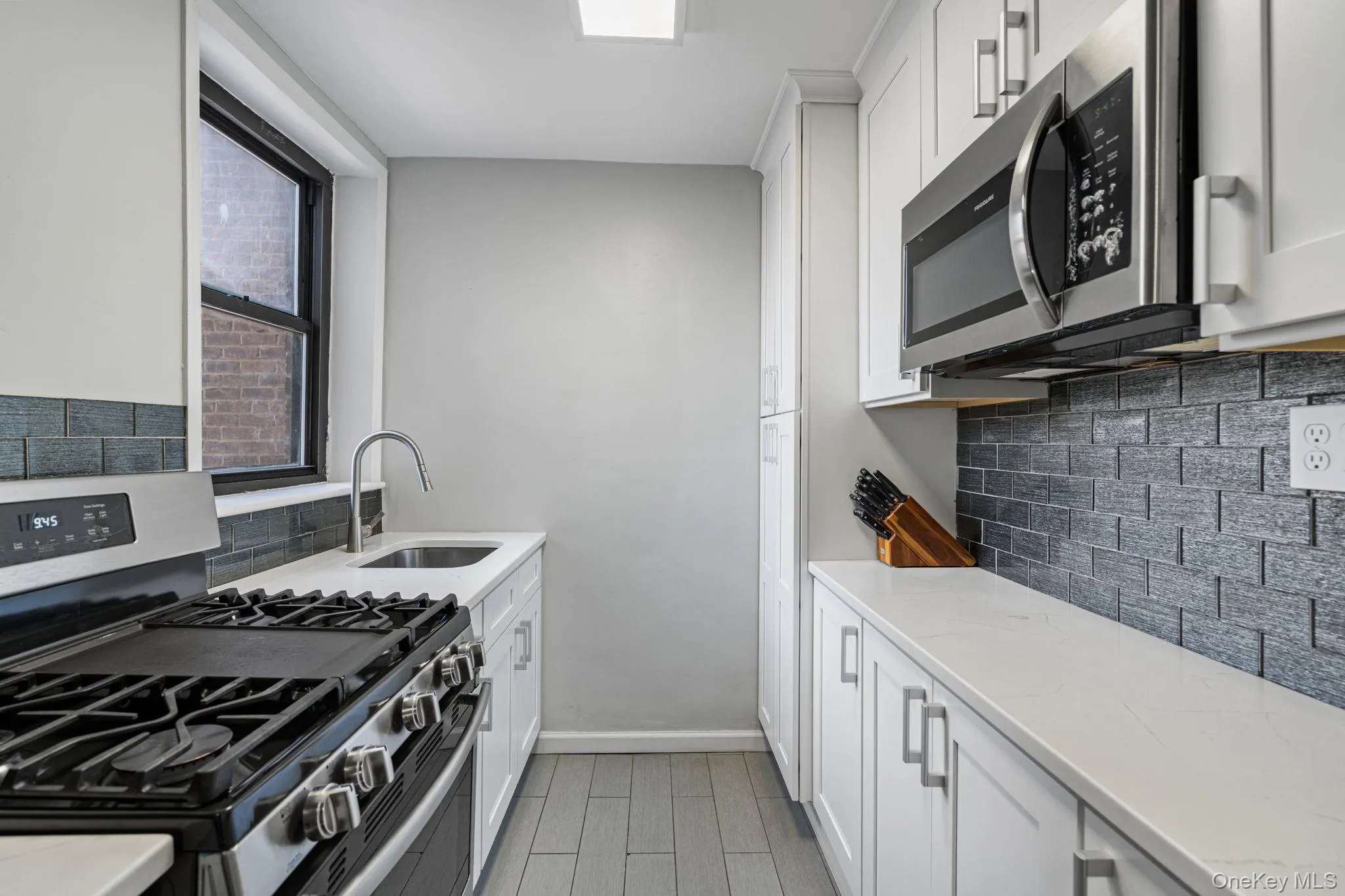 67-30 Dartmouth Street, New York, NY, 1 Bedroom Bedrooms, 5 Rooms Rooms,1 BathroomBathrooms,Residential,For Rent,Dartmouth,0,1036888 67-30 Dartmouth Street, New York, NY, 1 Bedroom Bedrooms, 5 Rooms Rooms,1 BathroomBathrooms,Residential,For Rent,Dartmouth,0,1036888