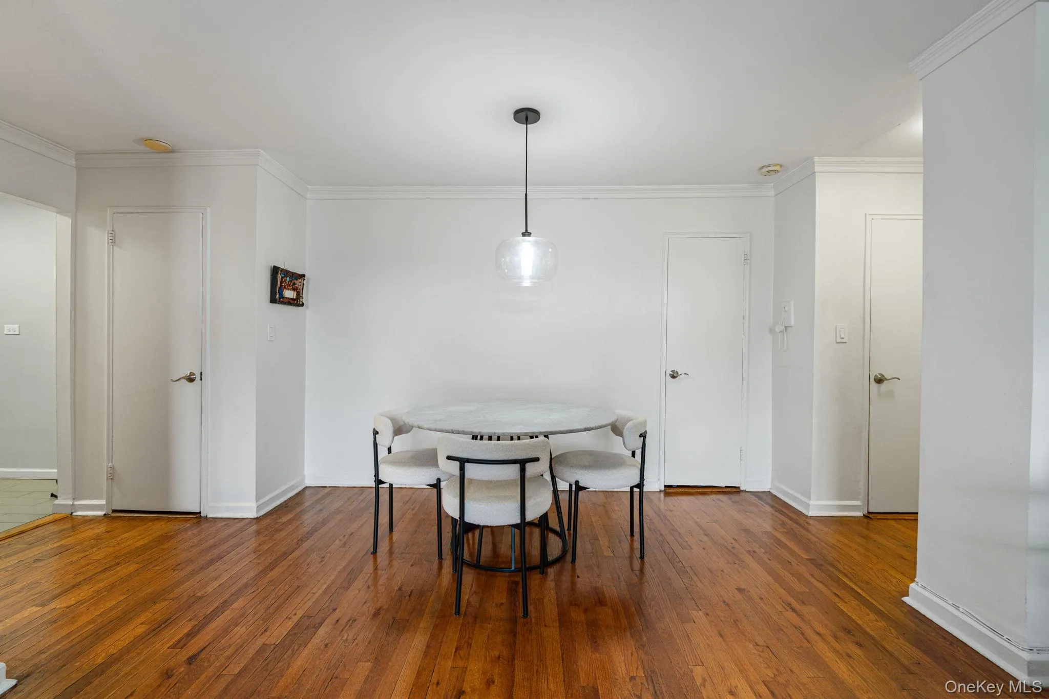 67-30 Dartmouth Street, New York, NY, 1 Bedroom Bedrooms, 5 Rooms Rooms,1 BathroomBathrooms,Residential,For Rent,Dartmouth,0,1036888 67-30 Dartmouth Street, New York, NY, 1 Bedroom Bedrooms, 5 Rooms Rooms,1 BathroomBathrooms,Residential,For Rent,Dartmouth,0,1036888