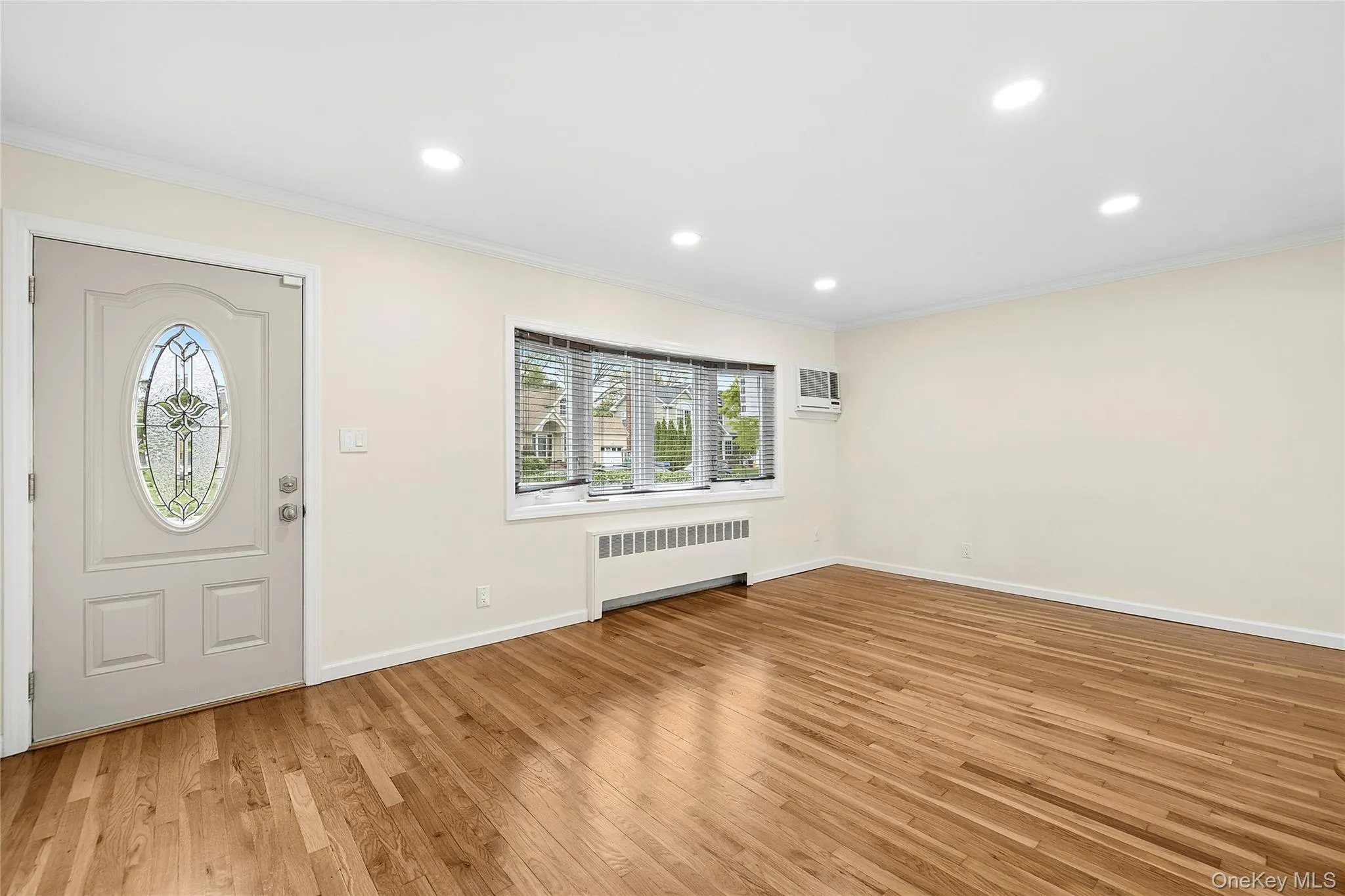 2 Dorset Lane, Oyster Bay, NY, 4 Bedrooms Bedrooms, 8 Rooms Rooms,1 BathroomBathrooms,Residential,For Rent,Dorset,0,1036890 2 Dorset Lane, Oyster Bay, NY, 4 Bedrooms Bedrooms, 8 Rooms Rooms,1 BathroomBathrooms,Residential,For Rent,Dorset,0,1036890
