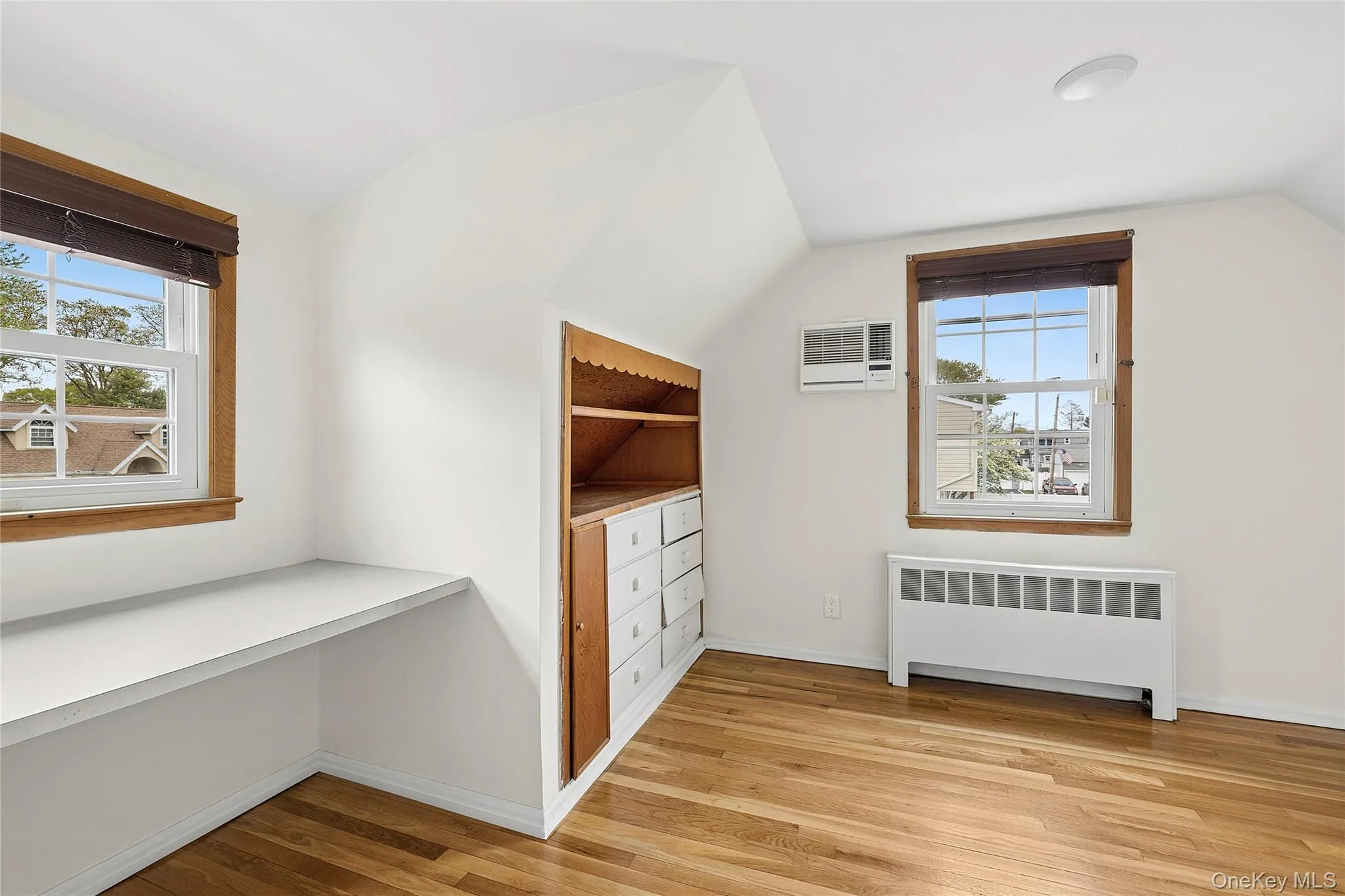 2 Dorset Lane, Oyster Bay, NY, 4 Bedrooms Bedrooms, 8 Rooms Rooms,1 BathroomBathrooms,Residential,For Rent,Dorset,0,1036890 2 Dorset Lane, Oyster Bay, NY, 4 Bedrooms Bedrooms, 8 Rooms Rooms,1 BathroomBathrooms,Residential,For Rent,Dorset,0,1036890