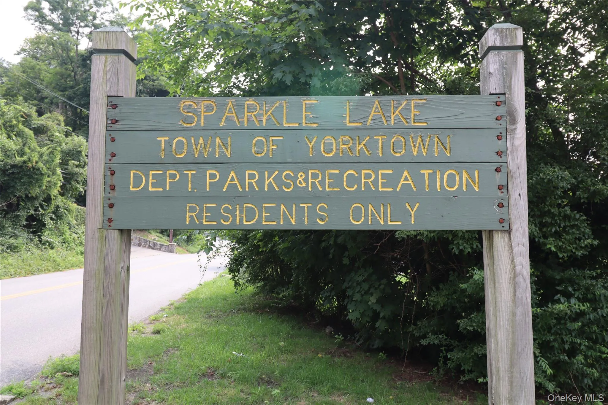 254 Sparkle Road, Yorktown, NY, 3 Bedrooms Bedrooms, 9 Rooms Rooms,2 BathroomsBathrooms,Residential,For Rent,Sparkle,0,1036895 254 Sparkle Road, Yorktown, NY, 3 Bedrooms Bedrooms, 9 Rooms Rooms,2 BathroomsBathrooms,Residential,For Rent,Sparkle,0,1036895