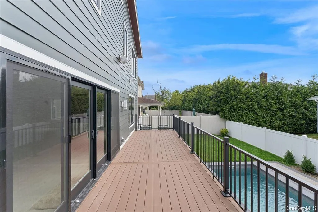 141 Flamingo Street, Hempstead, NY, 5 Bedrooms Bedrooms, 10 Rooms Rooms,4 BathroomsBathrooms,Residential,For Rent,Flamingo,0,1036897 141 Flamingo Street, Hempstead, NY, 5 Bedrooms Bedrooms, 10 Rooms Rooms,4 BathroomsBathrooms,Residential,For Rent,Flamingo,0,1036897