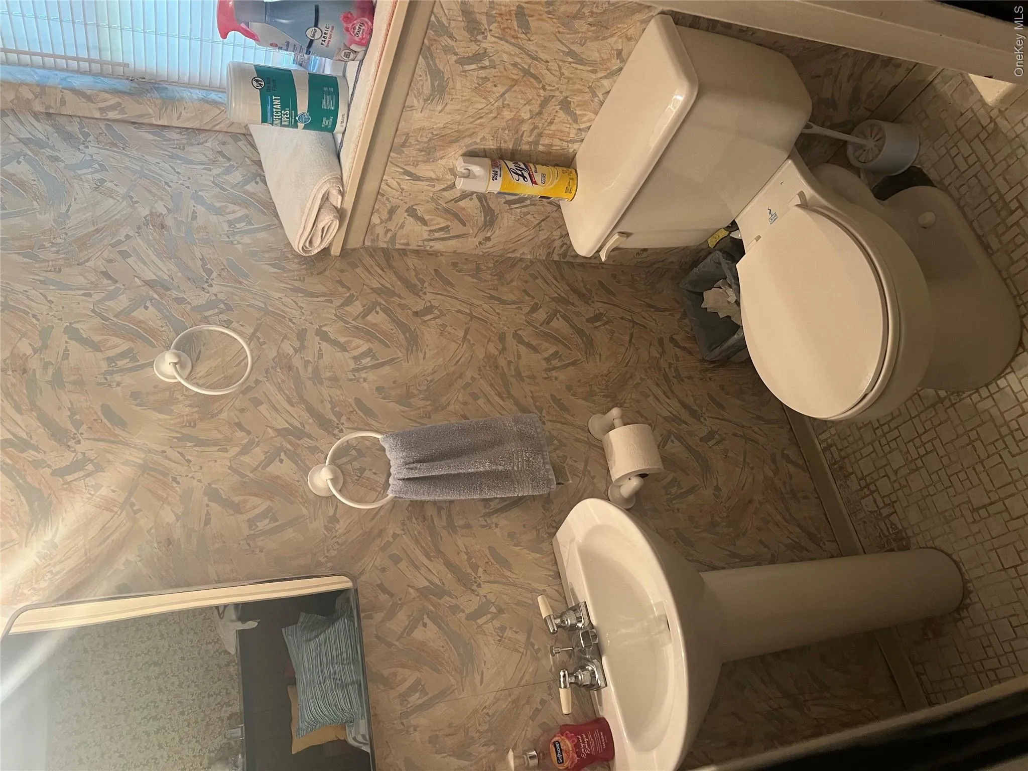 4139 248th Street, New York, NY, 5 Bedrooms Bedrooms, 8 Rooms Rooms,2 BathroomsBathrooms,Residential,For Rent,248th,0,1036899 4139 248th Street, New York, NY, 5 Bedrooms Bedrooms, 8 Rooms Rooms,2 BathroomsBathrooms,Residential,For Rent,248th,0,1036899