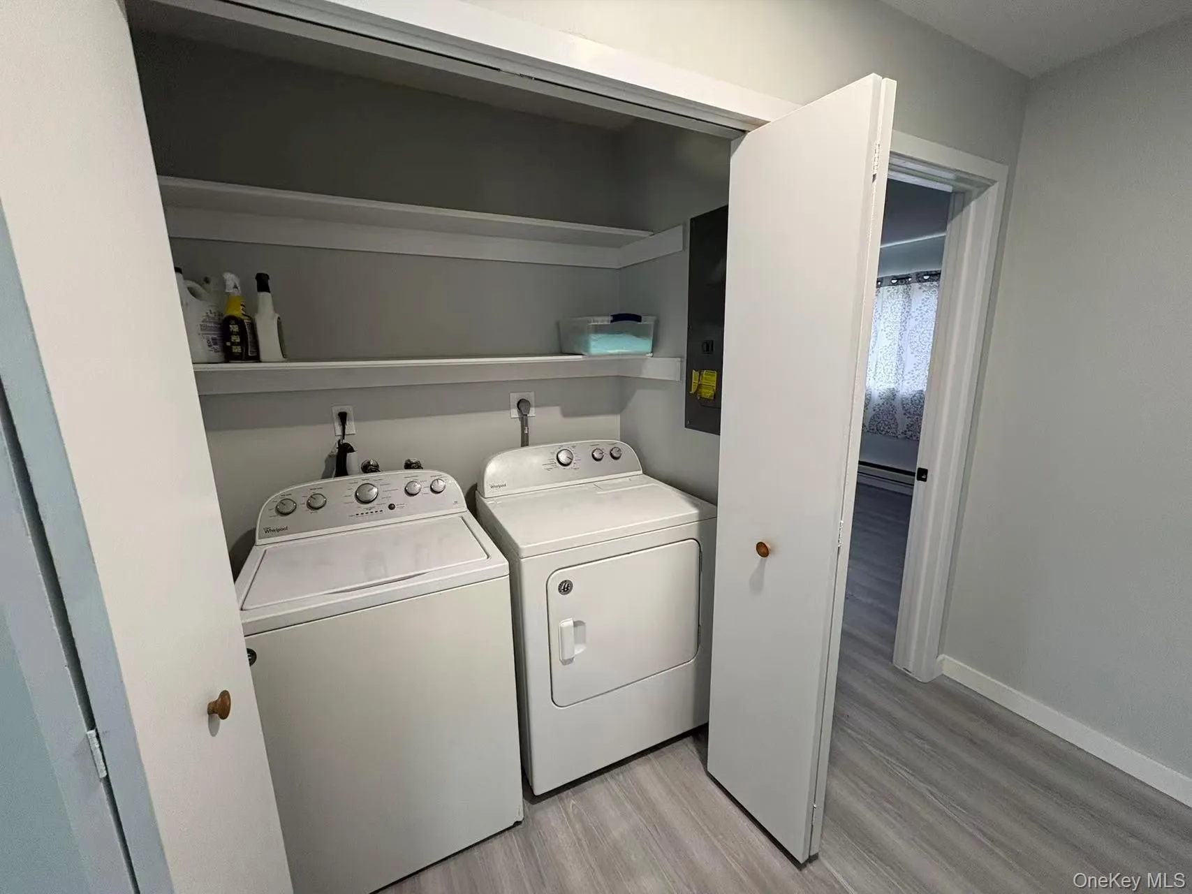 12 Pine Drive, Fallsburg, NY, 2 Bedrooms Bedrooms, 7 Rooms Rooms,2 BathroomsBathrooms,Residential,For Rent,Pine,0,1036902 12 Pine Drive, Fallsburg, NY, 2 Bedrooms Bedrooms, 7 Rooms Rooms,2 BathroomsBathrooms,Residential,For Rent,Pine,0,1036902