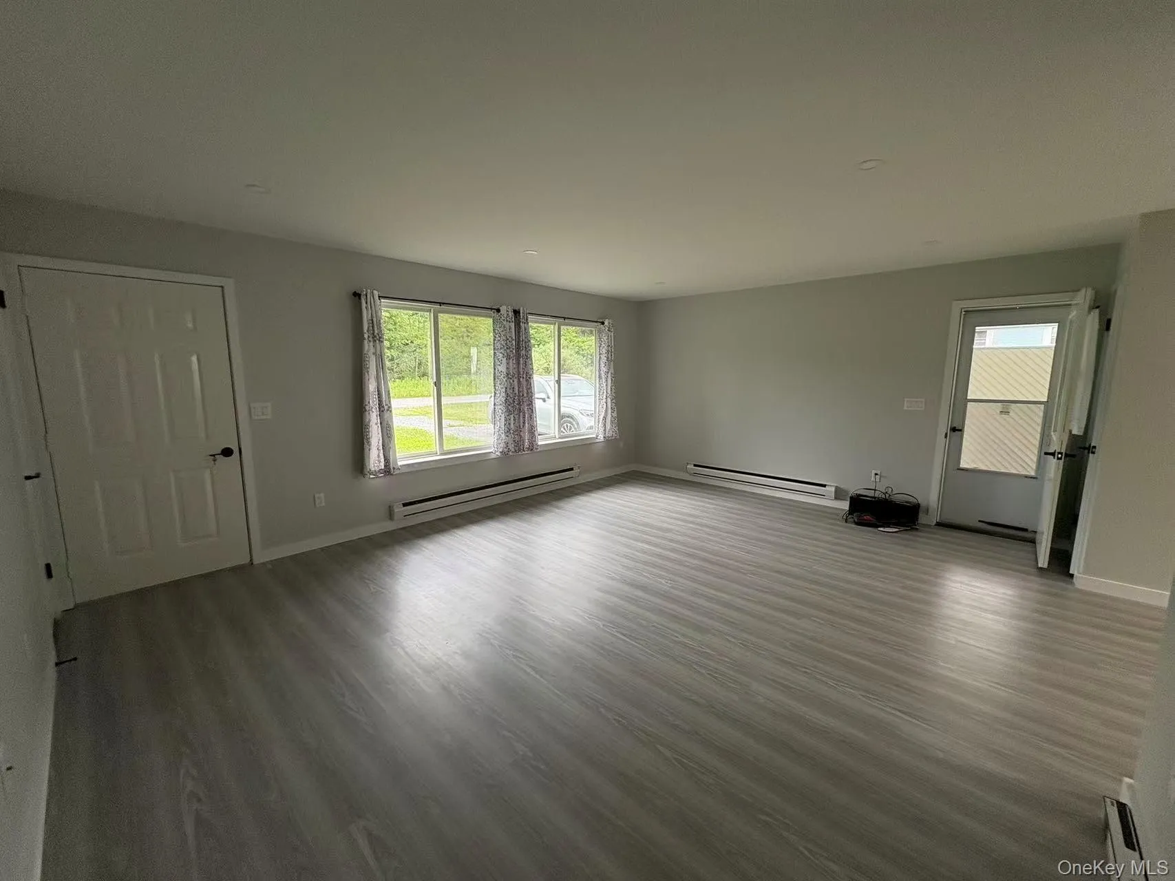 12 Pine Drive, Fallsburg, NY, 2 Bedrooms Bedrooms, 7 Rooms Rooms,2 BathroomsBathrooms,Residential,For Rent,Pine,0,1036902 12 Pine Drive, Fallsburg, NY, 2 Bedrooms Bedrooms, 7 Rooms Rooms,2 BathroomsBathrooms,Residential,For Rent,Pine,0,1036902