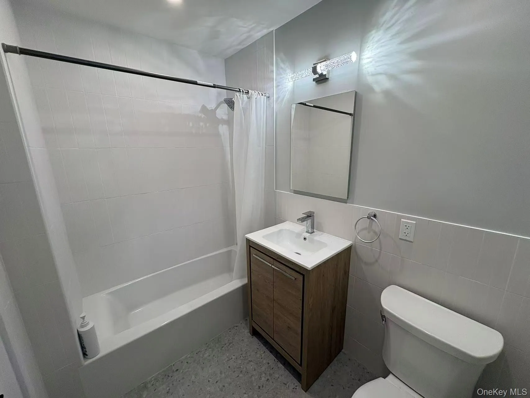 12 Pine Drive, Fallsburg, NY, 2 Bedrooms Bedrooms, 7 Rooms Rooms,2 BathroomsBathrooms,Residential,For Rent,Pine,0,1036902 12 Pine Drive, Fallsburg, NY, 2 Bedrooms Bedrooms, 7 Rooms Rooms,2 BathroomsBathrooms,Residential,For Rent,Pine,0,1036902