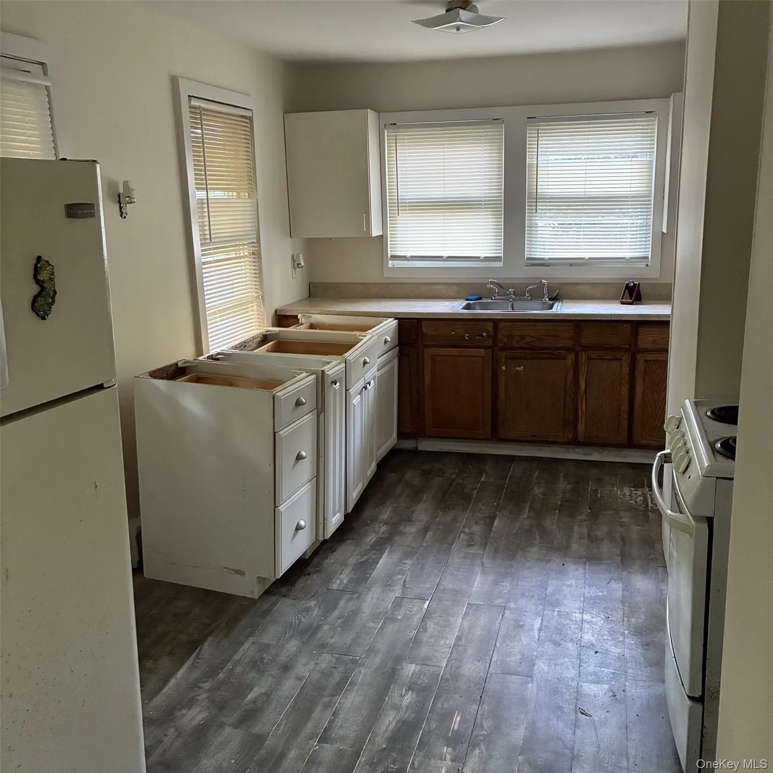 80 Magnolia Drive, Brookhaven, NY, 3 Bedrooms Bedrooms, 5 Rooms Rooms,1 BathroomBathrooms,Residential,For Rent,Magnolia,0,1036907 80 Magnolia Drive, Brookhaven, NY, 3 Bedrooms Bedrooms, 5 Rooms Rooms,1 BathroomBathrooms,Residential,For Rent,Magnolia,0,1036907
