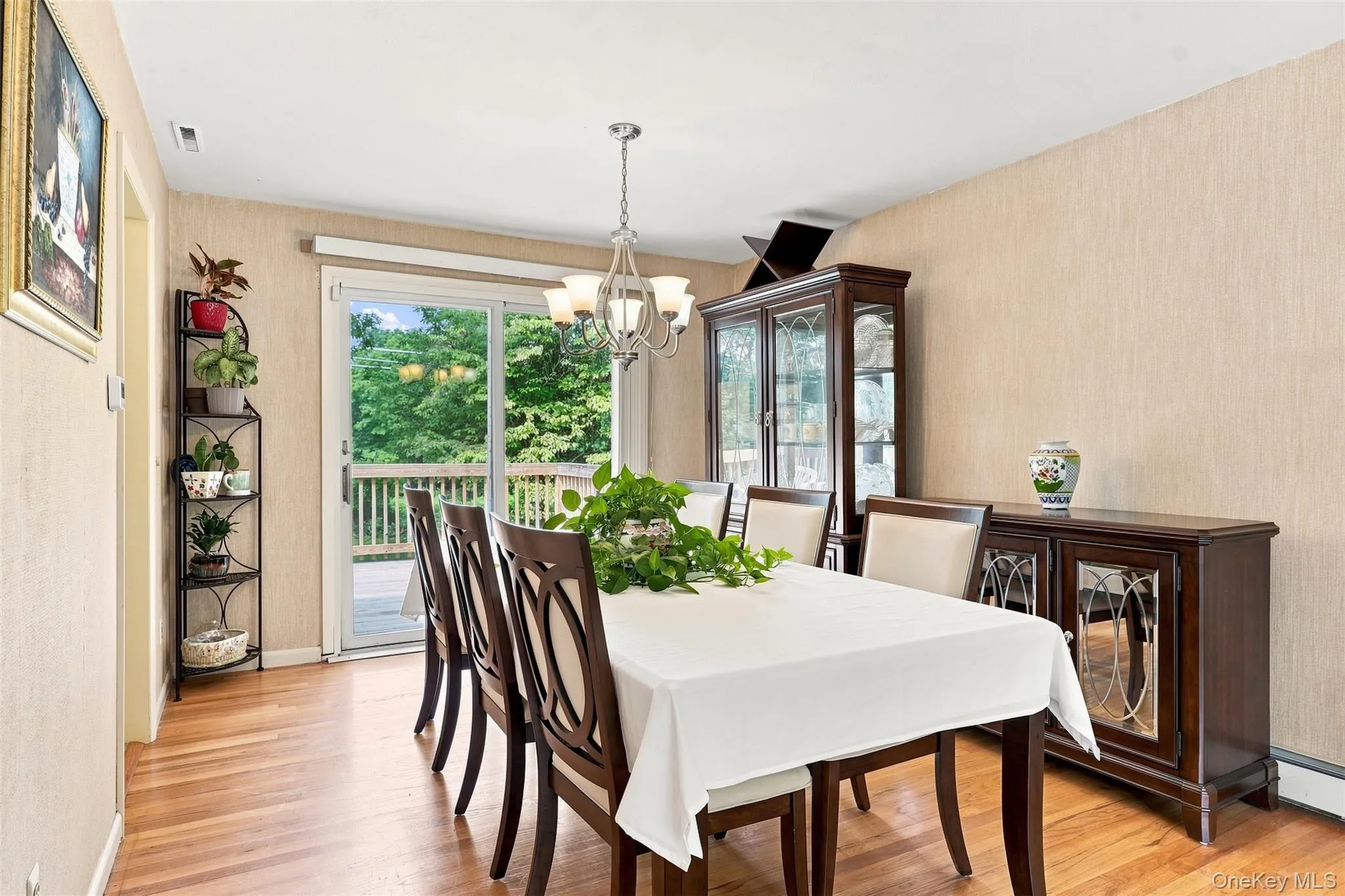 16 Cromwell Drive, La Grange, NY, 4 Bedrooms Bedrooms, 7 Rooms Rooms,1 BathroomBathrooms,Residential,For Rent,Cromwell,0,1036909 16 Cromwell Drive, La Grange, NY, 4 Bedrooms Bedrooms, 7 Rooms Rooms,1 BathroomBathrooms,Residential,For Rent,Cromwell,0,1036909