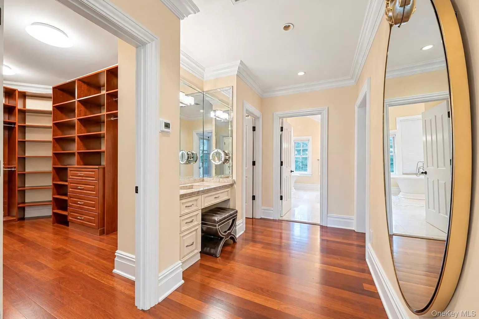 1940 Midlane, Oyster Bay, NY, 6 Bedrooms Bedrooms, 12 Rooms Rooms,6 BathroomsBathrooms,Residential,For Rent,Midlane,0,1036910 1940 Midlane, Oyster Bay, NY, 6 Bedrooms Bedrooms, 12 Rooms Rooms,6 BathroomsBathrooms,Residential,For Rent,Midlane,0,1036910