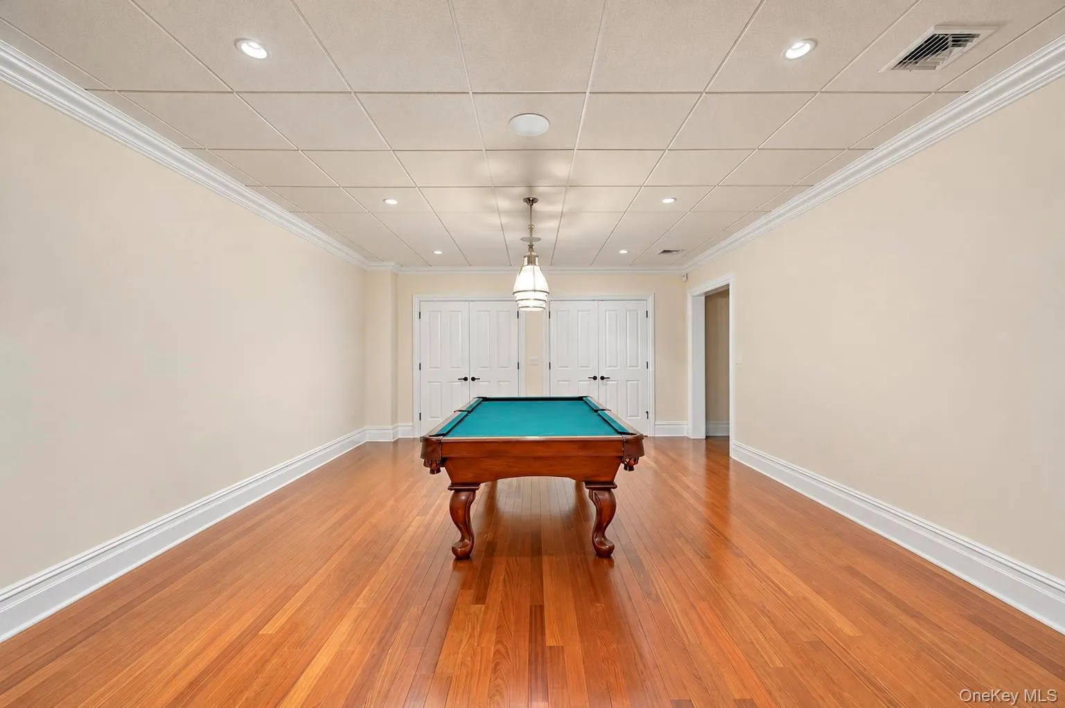 1940 Midlane, Oyster Bay, NY, 6 Bedrooms Bedrooms, 12 Rooms Rooms,6 BathroomsBathrooms,Residential,For Rent,Midlane,0,1036910 1940 Midlane, Oyster Bay, NY, 6 Bedrooms Bedrooms, 12 Rooms Rooms,6 BathroomsBathrooms,Residential,For Rent,Midlane,0,1036910