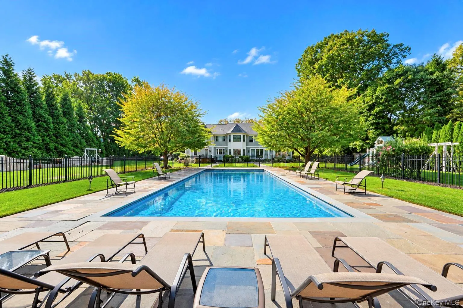 1940 Midlane, Oyster Bay, NY, 6 Bedrooms Bedrooms, 12 Rooms Rooms,6 BathroomsBathrooms,Residential,For Rent,Midlane,0,1036910 1940 Midlane, Oyster Bay, NY, 6 Bedrooms Bedrooms, 12 Rooms Rooms,6 BathroomsBathrooms,Residential,For Rent,Midlane,0,1036910