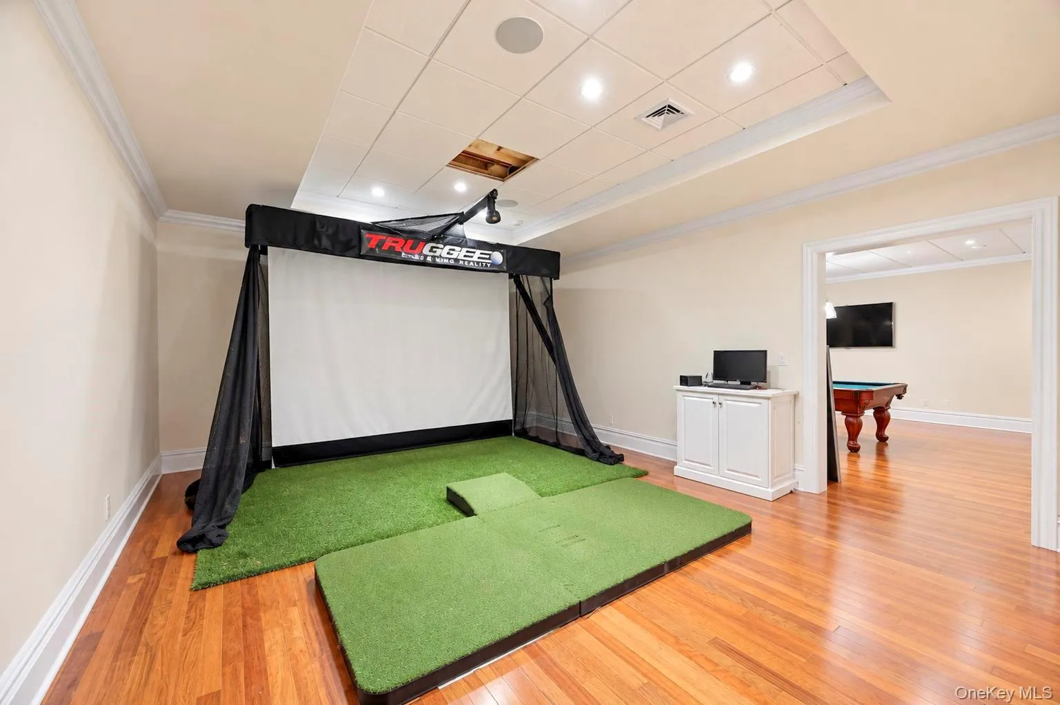 1940 Midlane, Oyster Bay, NY, 6 Bedrooms Bedrooms, 12 Rooms Rooms,6 BathroomsBathrooms,Residential,For Rent,Midlane,0,1036910 1940 Midlane, Oyster Bay, NY, 6 Bedrooms Bedrooms, 12 Rooms Rooms,6 BathroomsBathrooms,Residential,For Rent,Midlane,0,1036910