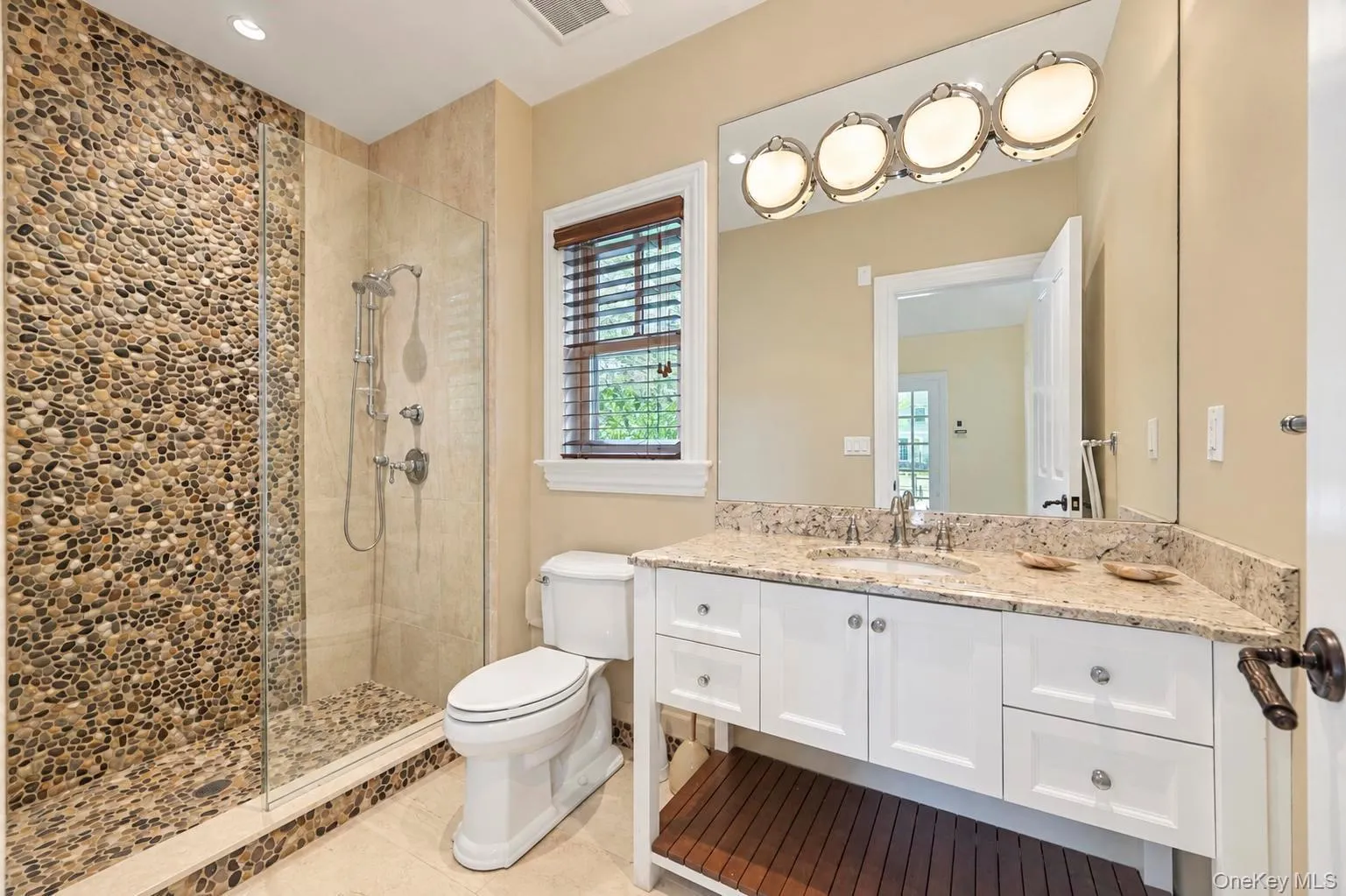 1940 Midlane, Oyster Bay, NY, 6 Bedrooms Bedrooms, 12 Rooms Rooms,6 BathroomsBathrooms,Residential,For Rent,Midlane,0,1036910 1940 Midlane, Oyster Bay, NY, 6 Bedrooms Bedrooms, 12 Rooms Rooms,6 BathroomsBathrooms,Residential,For Rent,Midlane,0,1036910