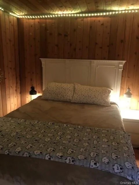 25 Columbia Avenue, Southampton, NY, 3 Bedrooms Bedrooms, 7 Rooms Rooms,2 BathroomsBathrooms,Residential Lease,For Rent,Columbia,0,1036911 25 Columbia Avenue, Southampton, NY, 3 Bedrooms Bedrooms, 7 Rooms Rooms,2 BathroomsBathrooms,Residential Lease,For Rent,Columbia,0,1036911