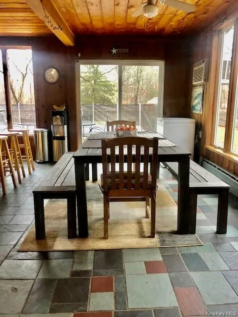 25 Columbia Avenue, Southampton, NY, 3 Bedrooms Bedrooms, 7 Rooms Rooms,2 BathroomsBathrooms,Residential Lease,For Rent,Columbia,0,1036911 25 Columbia Avenue, Southampton, NY, 3 Bedrooms Bedrooms, 7 Rooms Rooms,2 BathroomsBathrooms,Residential Lease,For Rent,Columbia,0,1036911