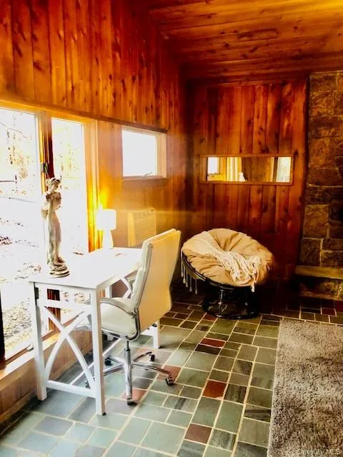 25 Columbia Avenue, Southampton, NY, 3 Bedrooms Bedrooms, 7 Rooms Rooms,2 BathroomsBathrooms,Residential Lease,For Rent,Columbia,0,1036911 25 Columbia Avenue, Southampton, NY, 3 Bedrooms Bedrooms, 7 Rooms Rooms,2 BathroomsBathrooms,Residential Lease,For Rent,Columbia,0,1036911