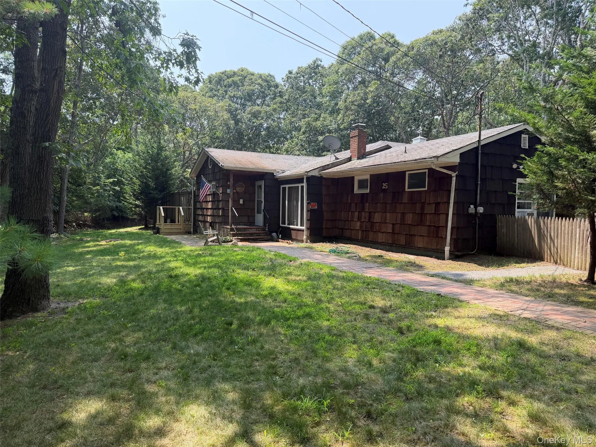 25 Columbia Avenue, Southampton, NY, 3 Bedrooms Bedrooms, 7 Rooms Rooms,2 BathroomsBathrooms,Residential Lease,For Rent,Columbia,0,1036911 25 Columbia Avenue, Southampton, NY, 3 Bedrooms Bedrooms, 7 Rooms Rooms,2 BathroomsBathrooms,Residential Lease,For Rent,Columbia,0,1036911