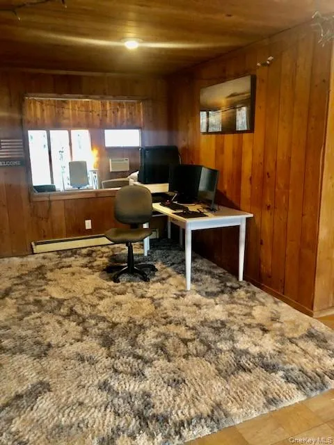 25 Columbia Avenue, Southampton, NY, 3 Bedrooms Bedrooms, 7 Rooms Rooms,2 BathroomsBathrooms,Residential Lease,For Rent,Columbia,0,1036911 25 Columbia Avenue, Southampton, NY, 3 Bedrooms Bedrooms, 7 Rooms Rooms,2 BathroomsBathrooms,Residential Lease,For Rent,Columbia,0,1036911