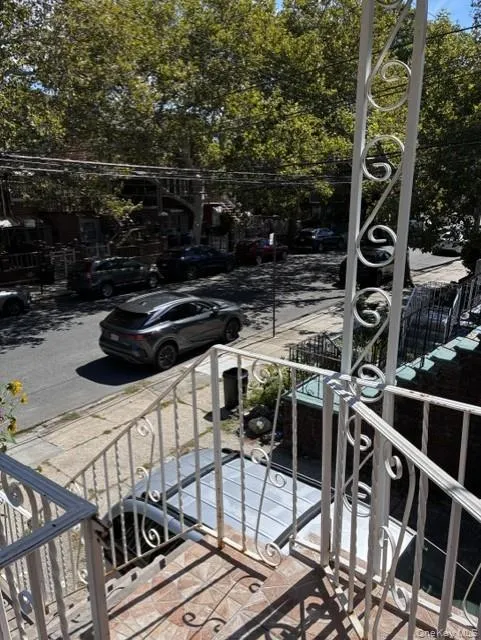 960 101st Street, New York, NY, 4 Bedrooms Bedrooms, 10 Rooms Rooms,3 BathroomsBathrooms,Residential,For Rent,101st,0,1036913 960 101st Street, New York, NY, 4 Bedrooms Bedrooms, 10 Rooms Rooms,3 BathroomsBathrooms,Residential,For Rent,101st,0,1036913