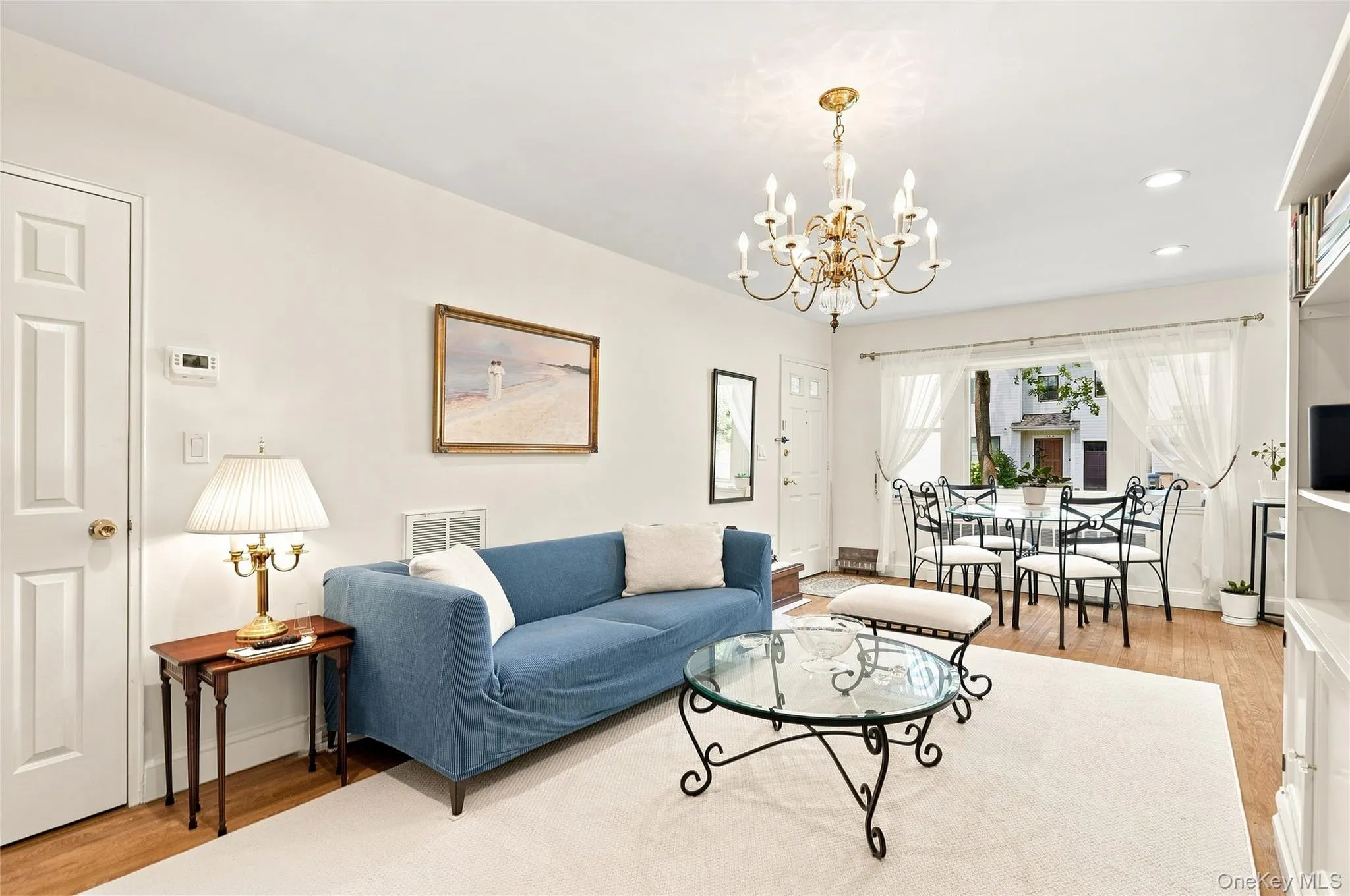 Gracious Living Room, with Dining Acove Gracious Living Room, with Dining Acove