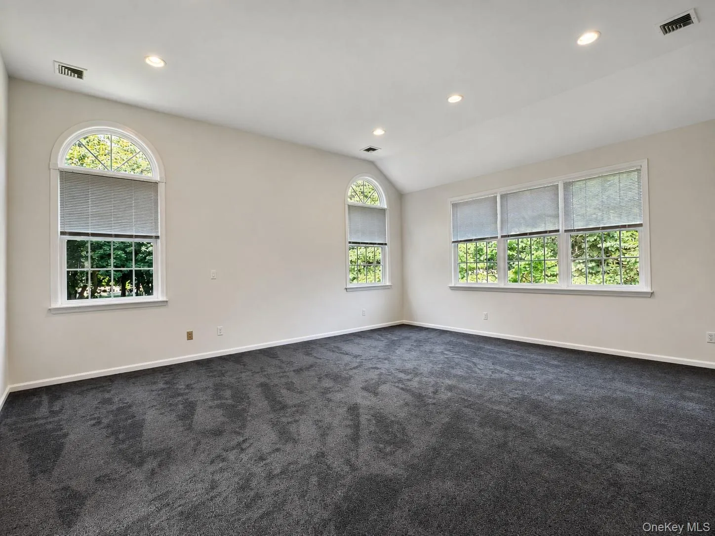 61 Shore Road, Brookhaven, NY, 4 Bedrooms Bedrooms, 11 Rooms Rooms,2 BathroomsBathrooms,Residential,For Rent,Shore,0,1036915 61 Shore Road, Brookhaven, NY, 4 Bedrooms Bedrooms, 11 Rooms Rooms,2 BathroomsBathrooms,Residential,For Rent,Shore,0,1036915