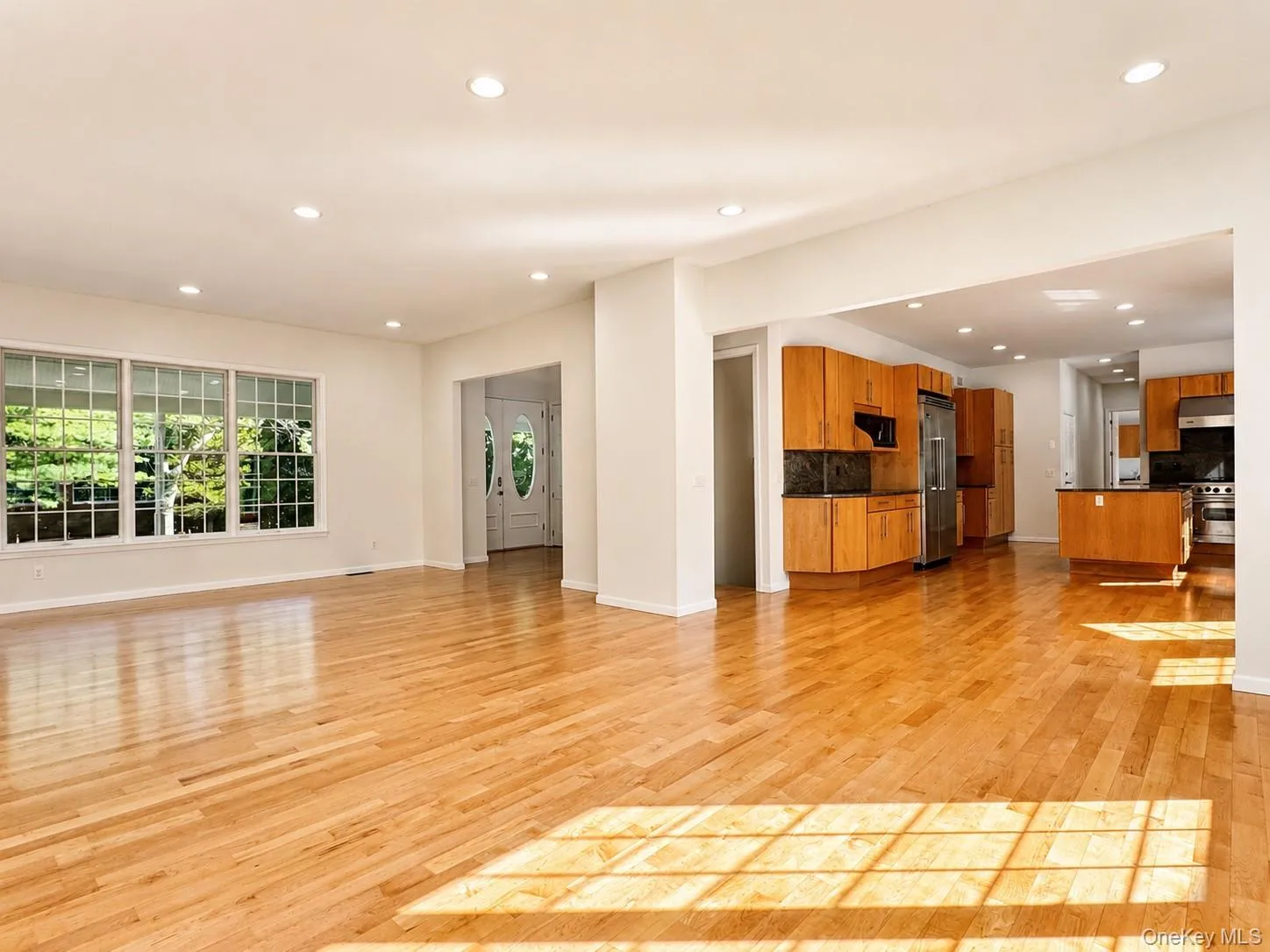 61 Shore Road, Brookhaven, NY, 4 Bedrooms Bedrooms, 11 Rooms Rooms,2 BathroomsBathrooms,Residential,For Rent,Shore,0,1036915 61 Shore Road, Brookhaven, NY, 4 Bedrooms Bedrooms, 11 Rooms Rooms,2 BathroomsBathrooms,Residential,For Rent,Shore,0,1036915